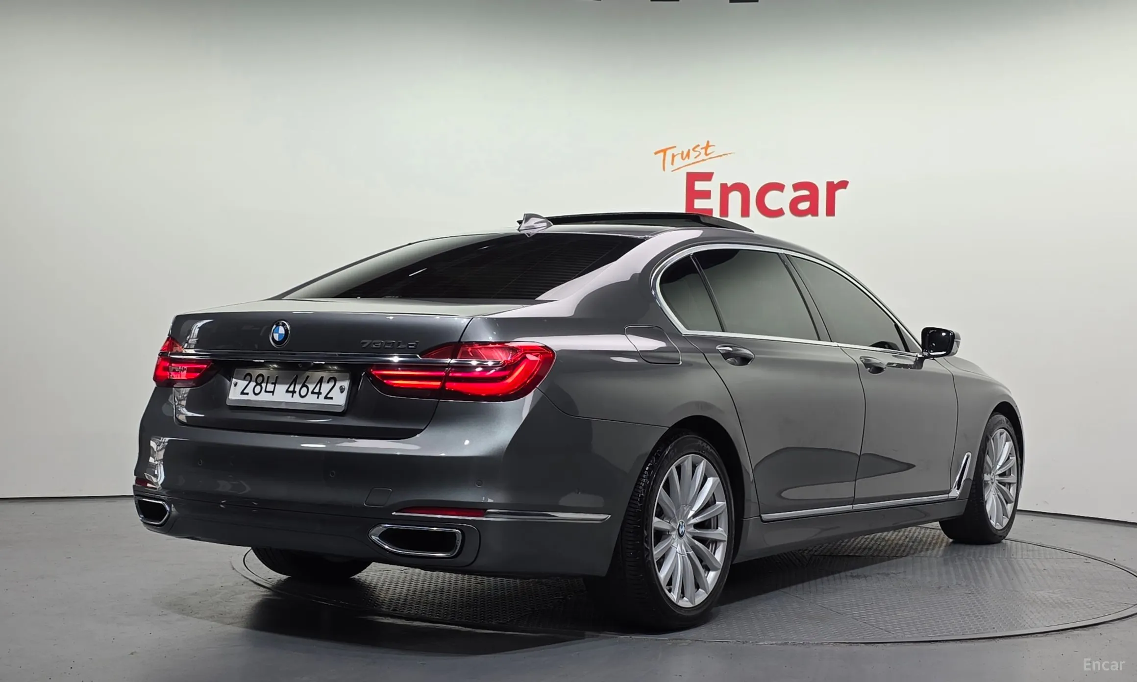 BMW 7 Series (G11)