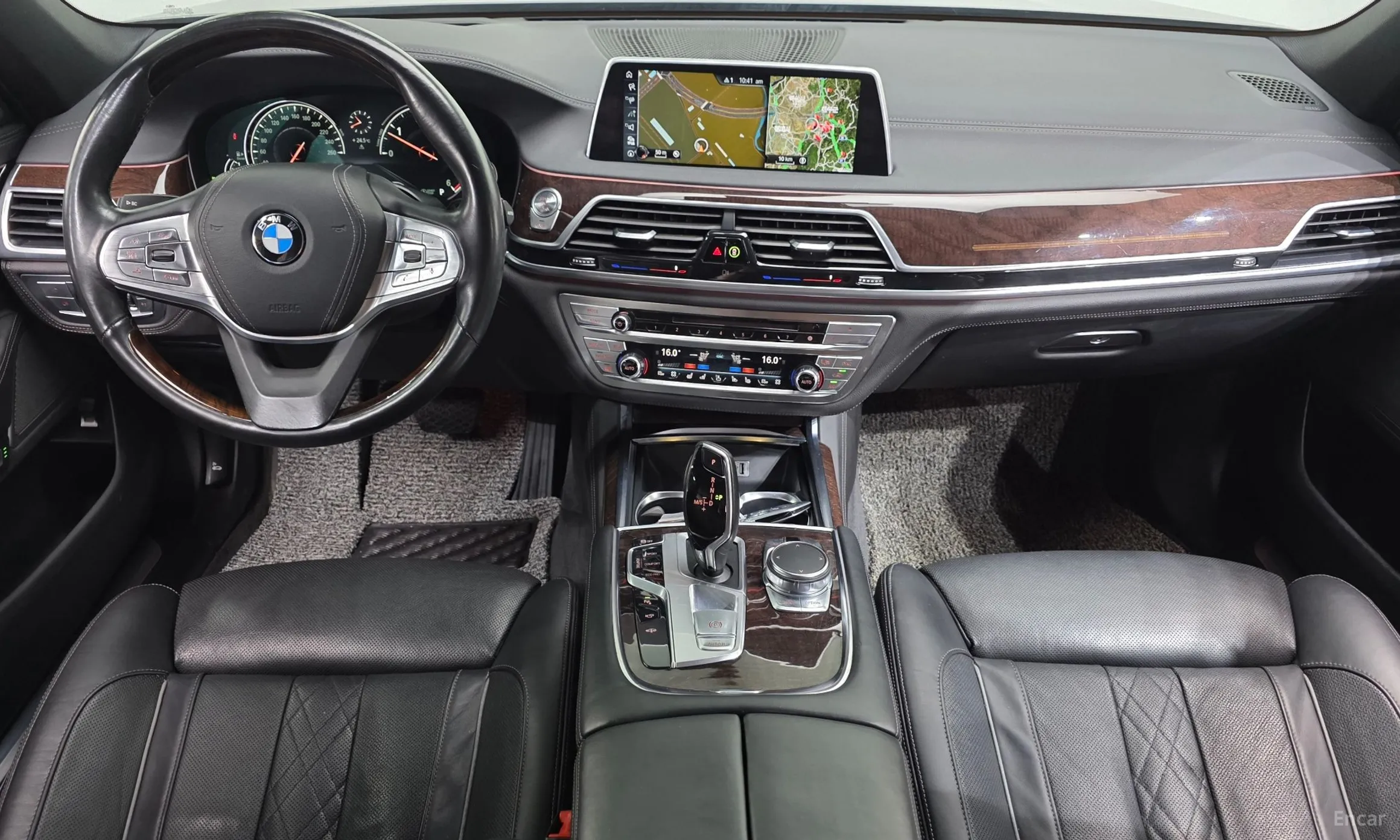 BMW 7 Series (G11) превью 7