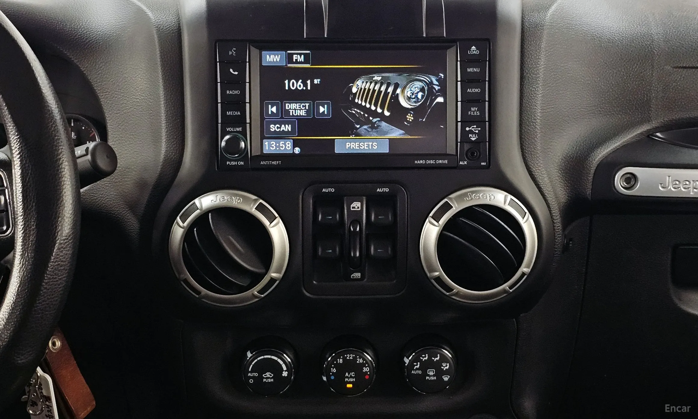 Jeep Wrangler (JK) превью 14