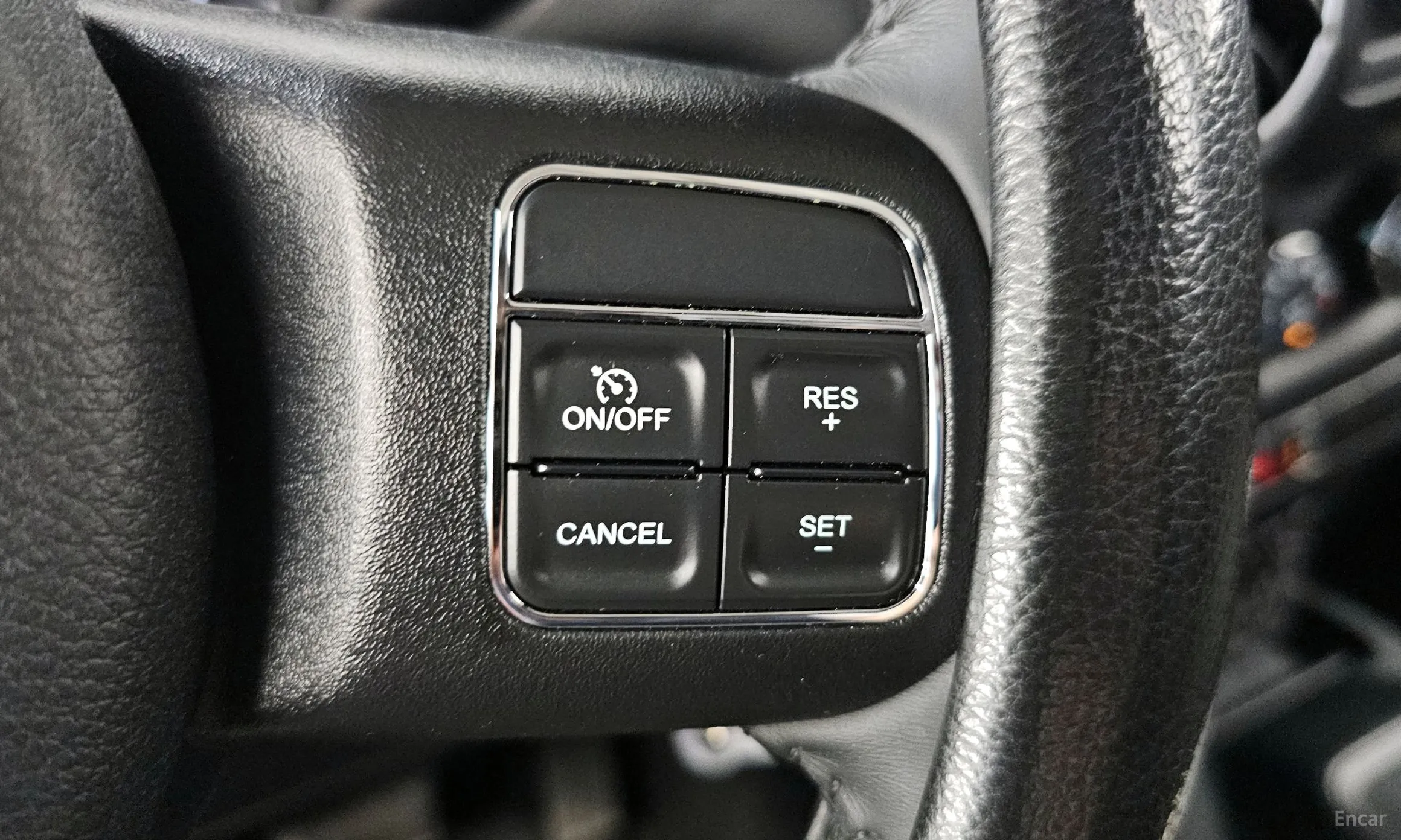 Jeep Wrangler (JK) превью 18