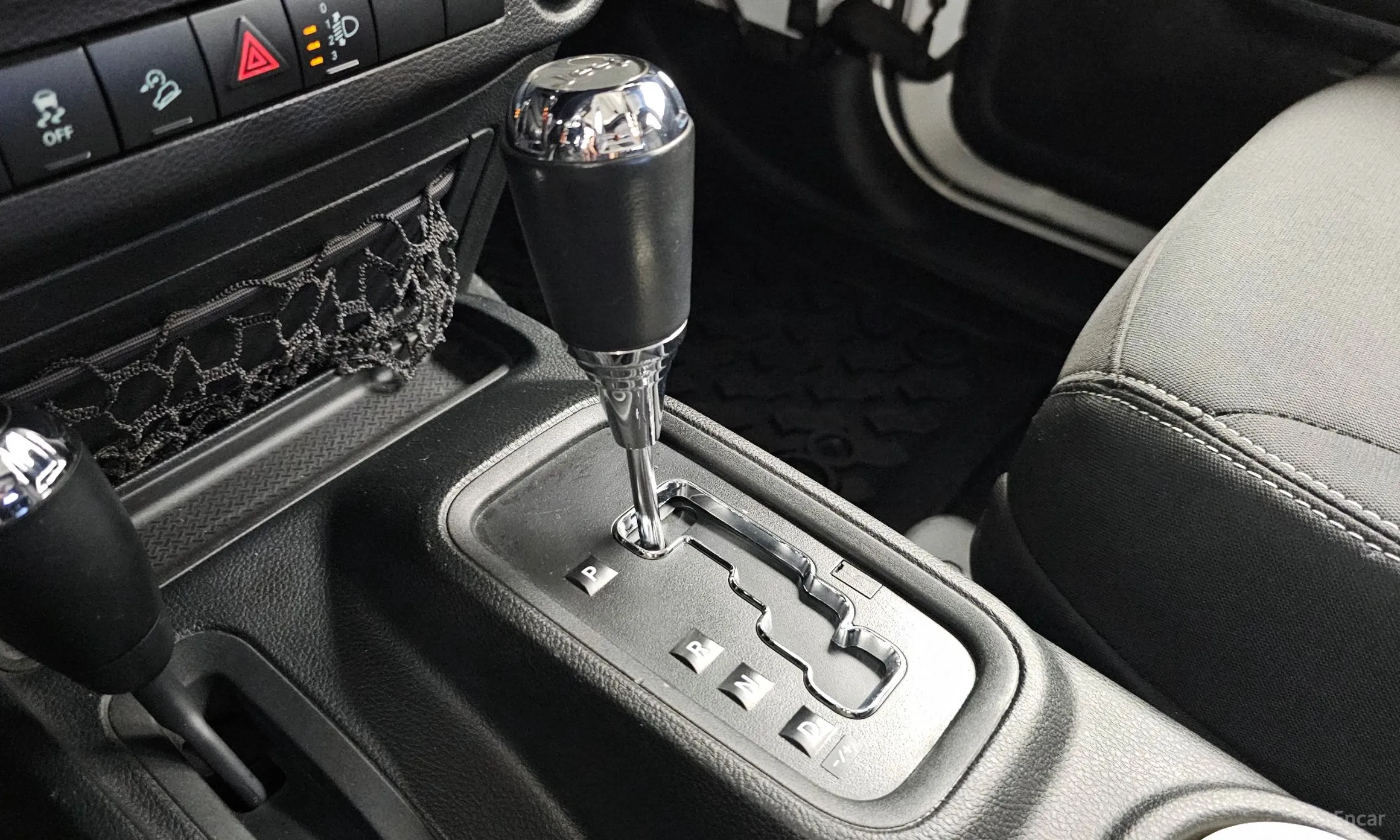 Jeep Wrangler (JK) превью 9