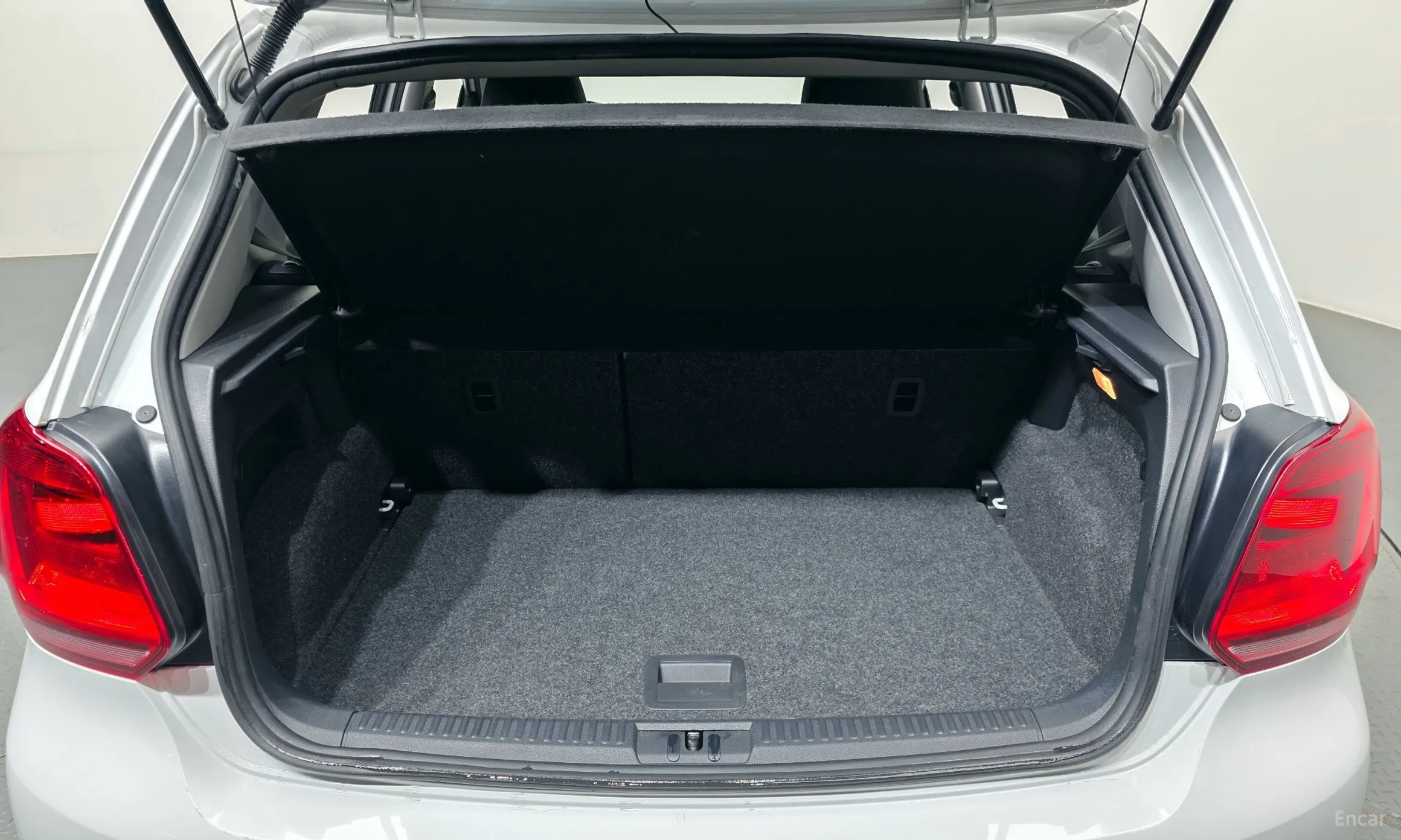 Volkswagen Polo превью 14