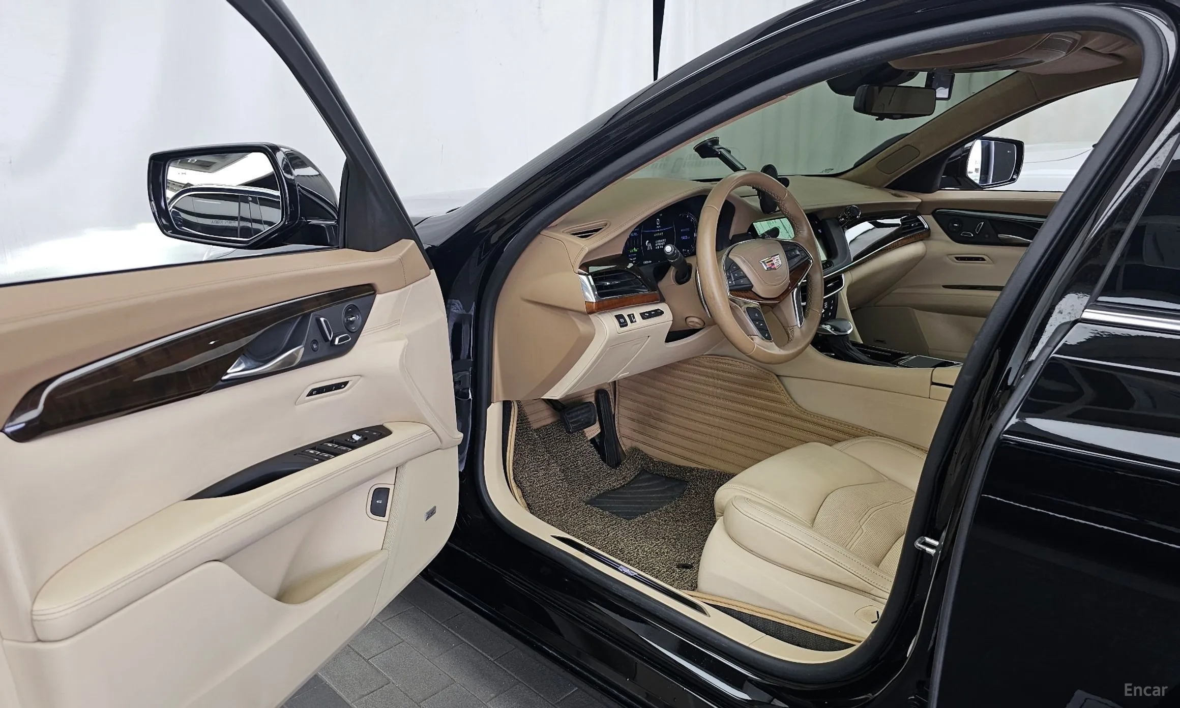 Cadillac CT6 превью 10