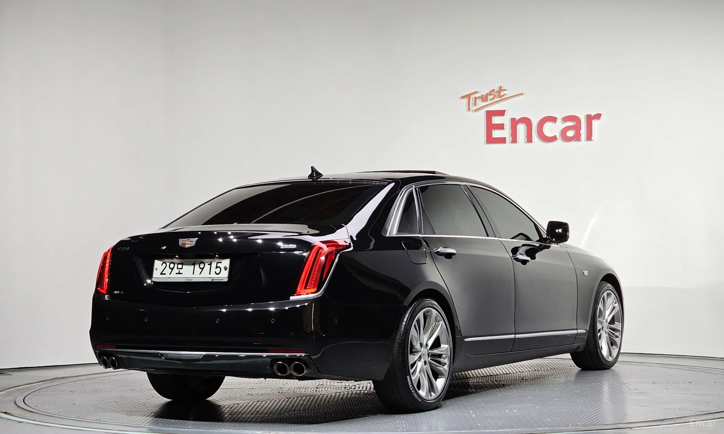 Cadillac CT6 превью 2