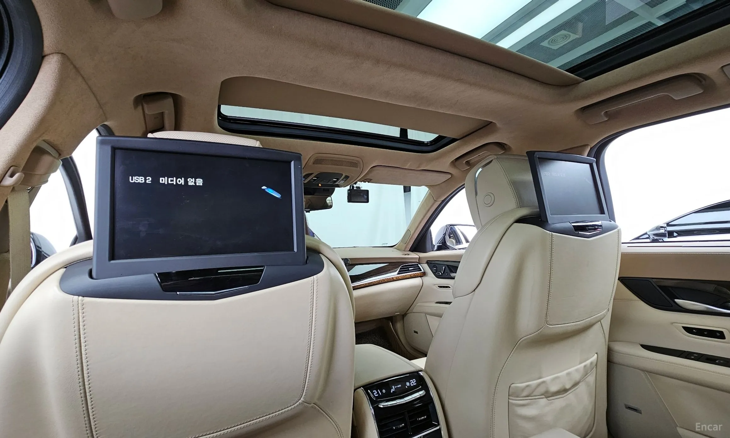 Cadillac CT6 превью 18