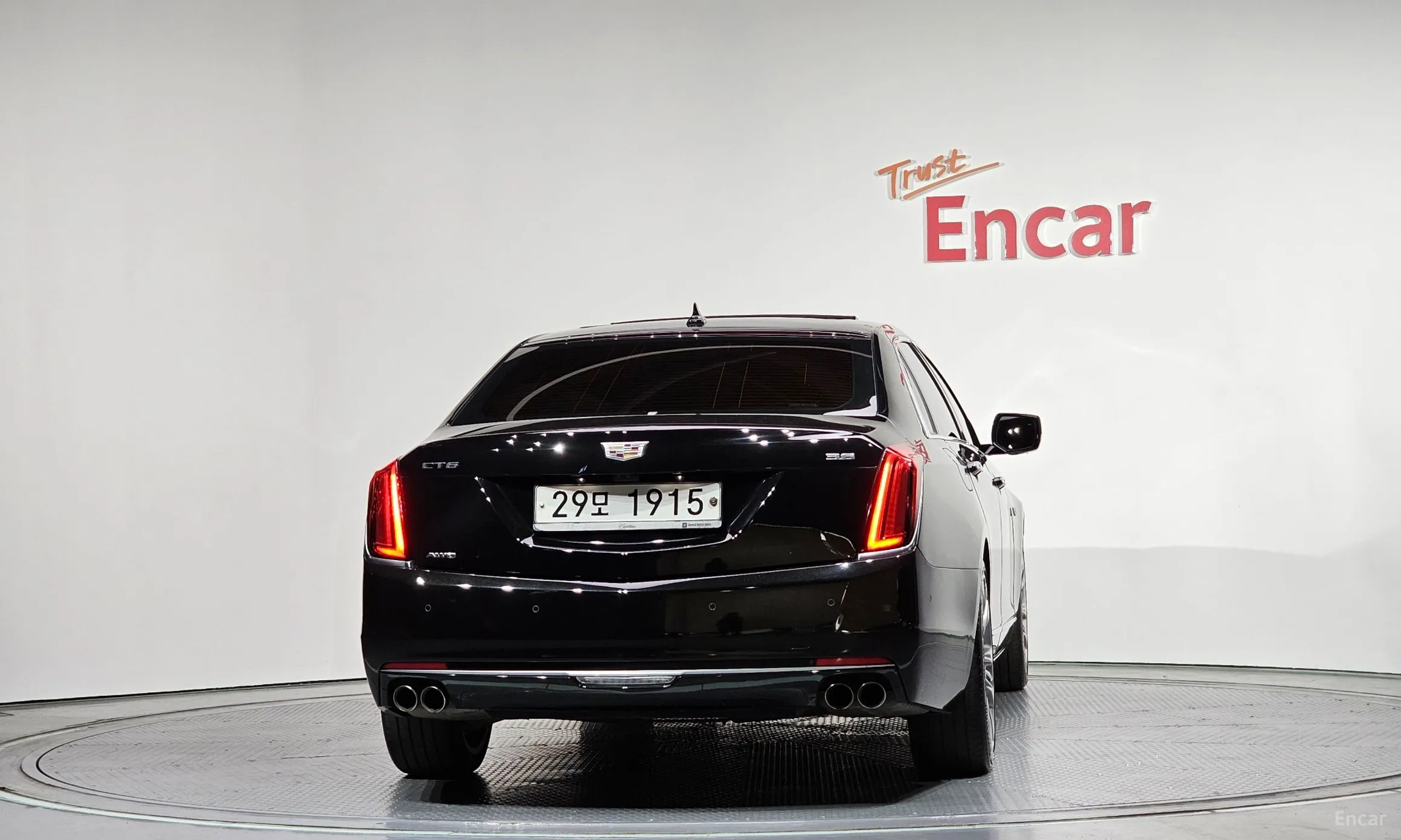 Cadillac CT6 превью 4
