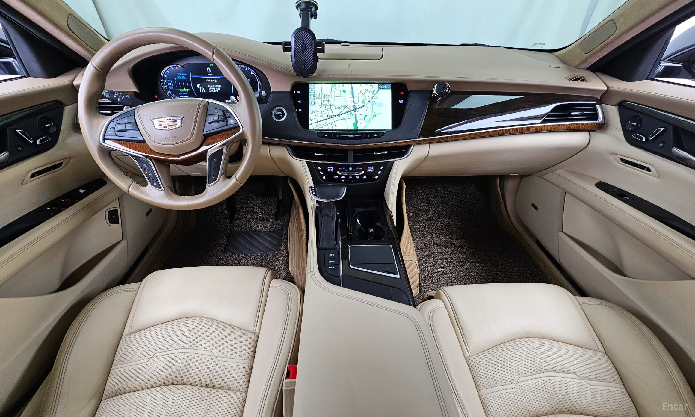 Cadillac CT6 превью 7