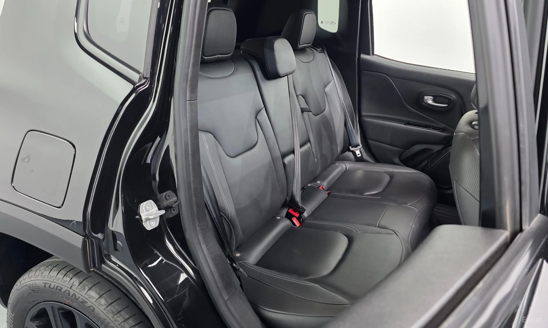 Jeep Renegade превью 11