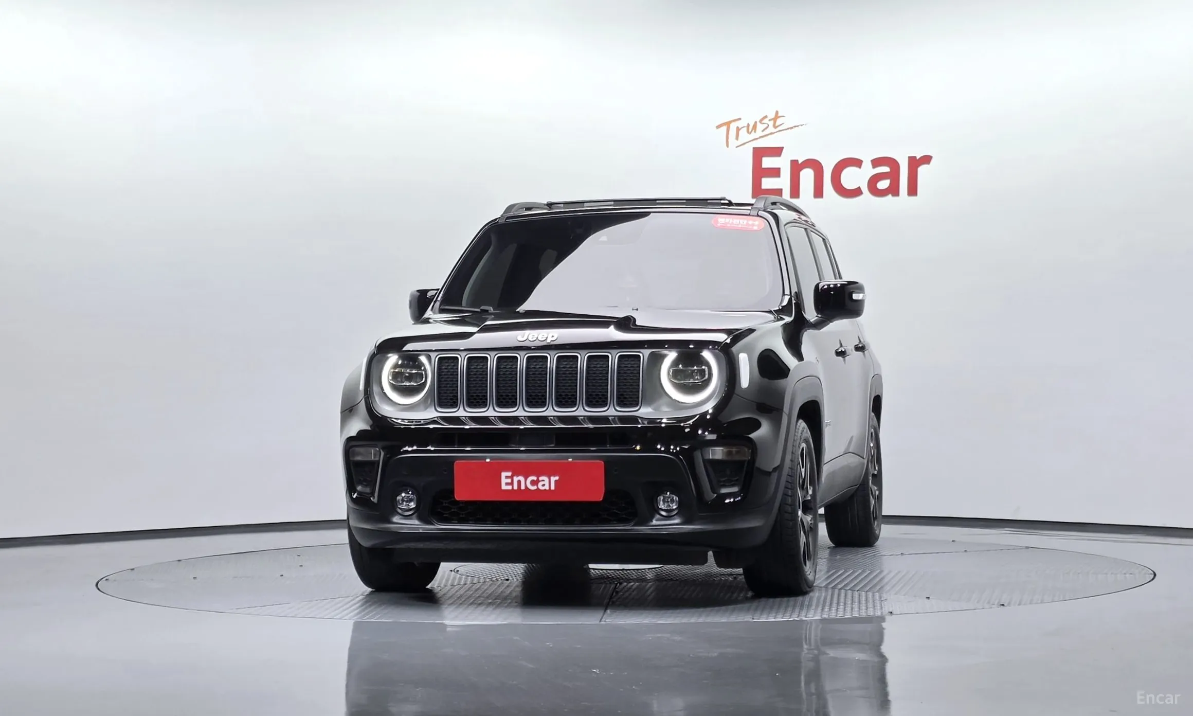 Jeep Renegade превью 3