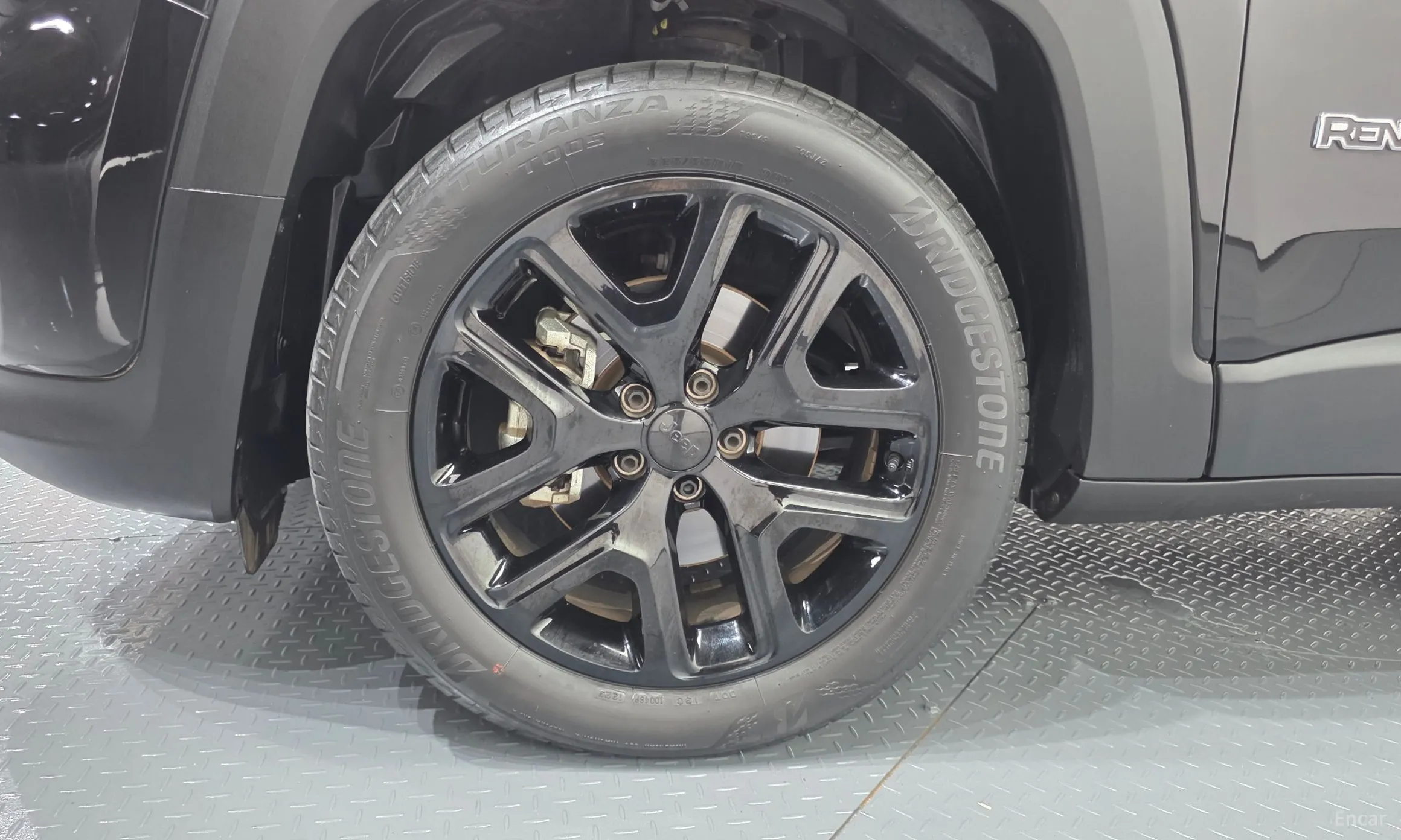 Jeep Renegade превью 5