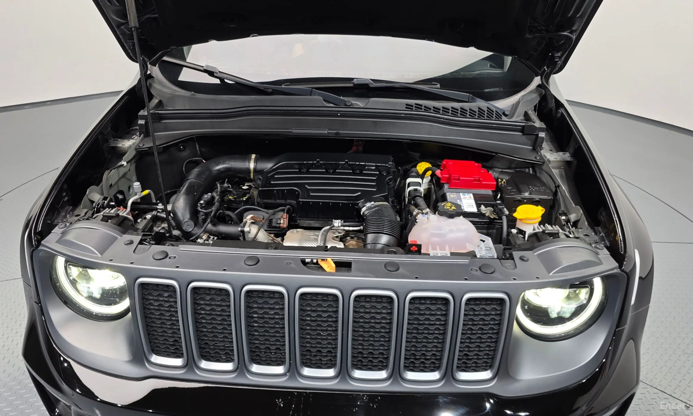 Jeep Renegade превью 6