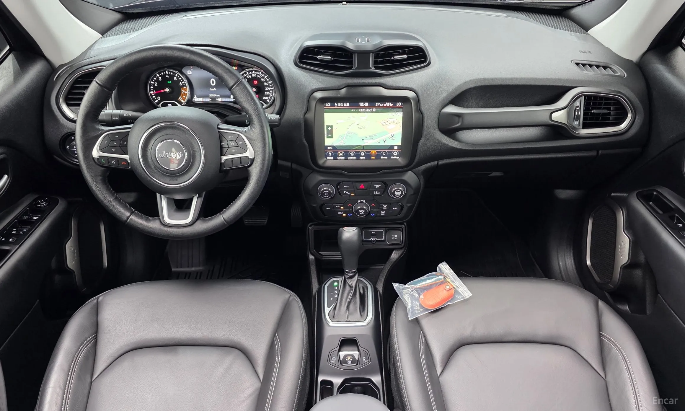 Jeep Renegade превью 7