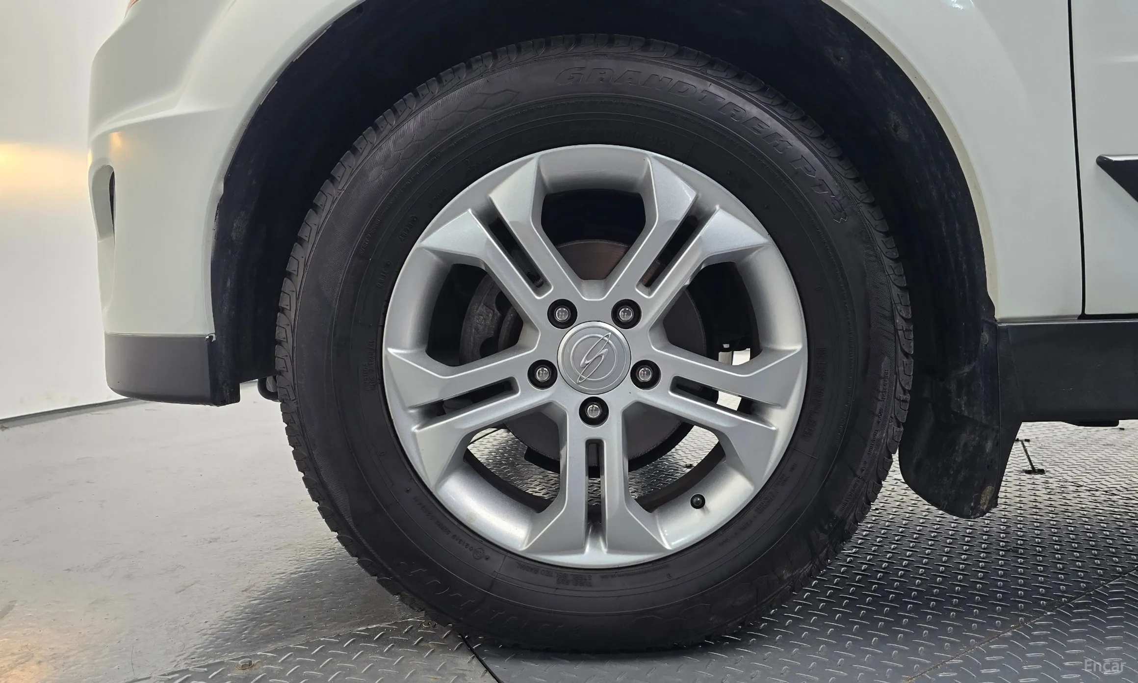 KG Mobility (SsangYong) Korando Sports превью 5