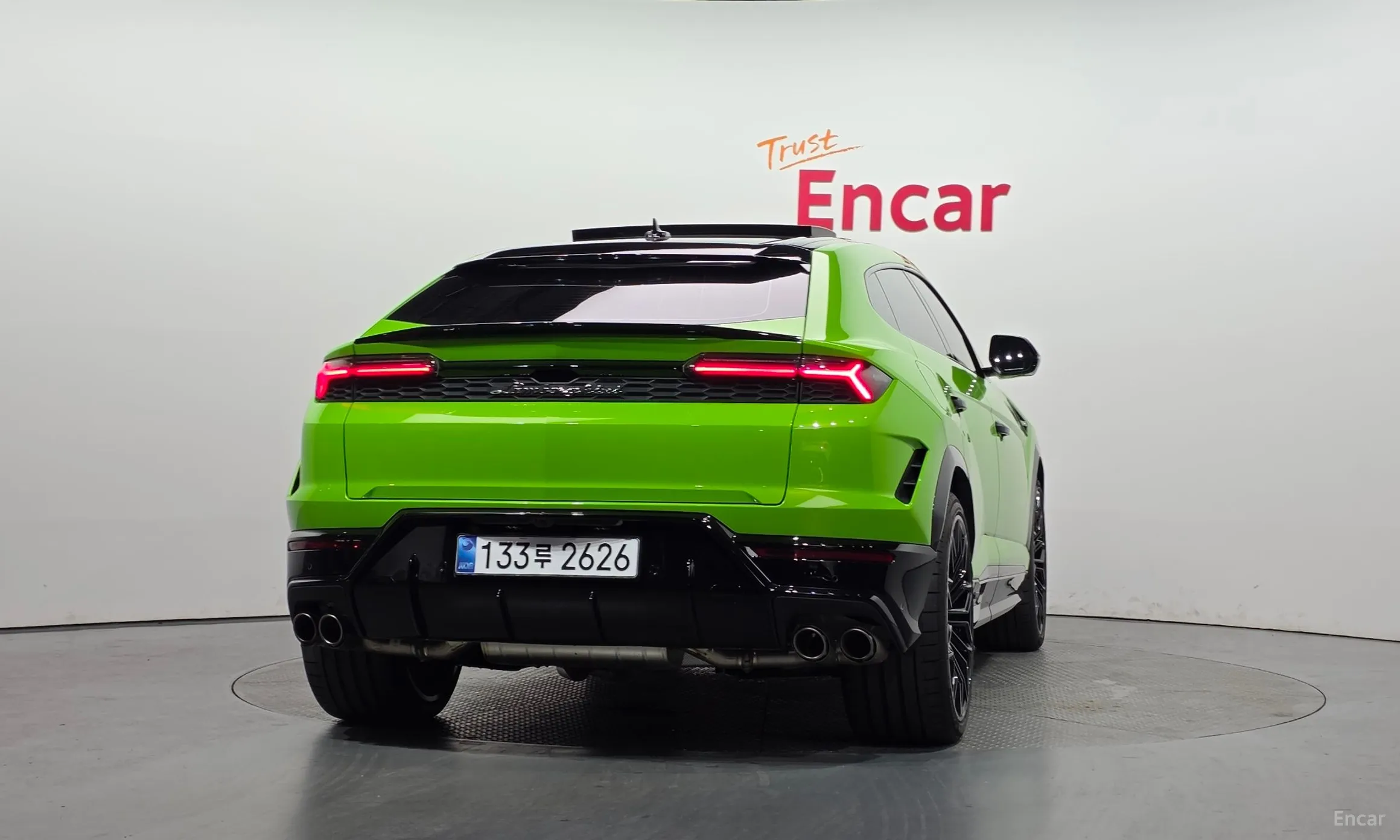 Lamborghini Urus превью 4