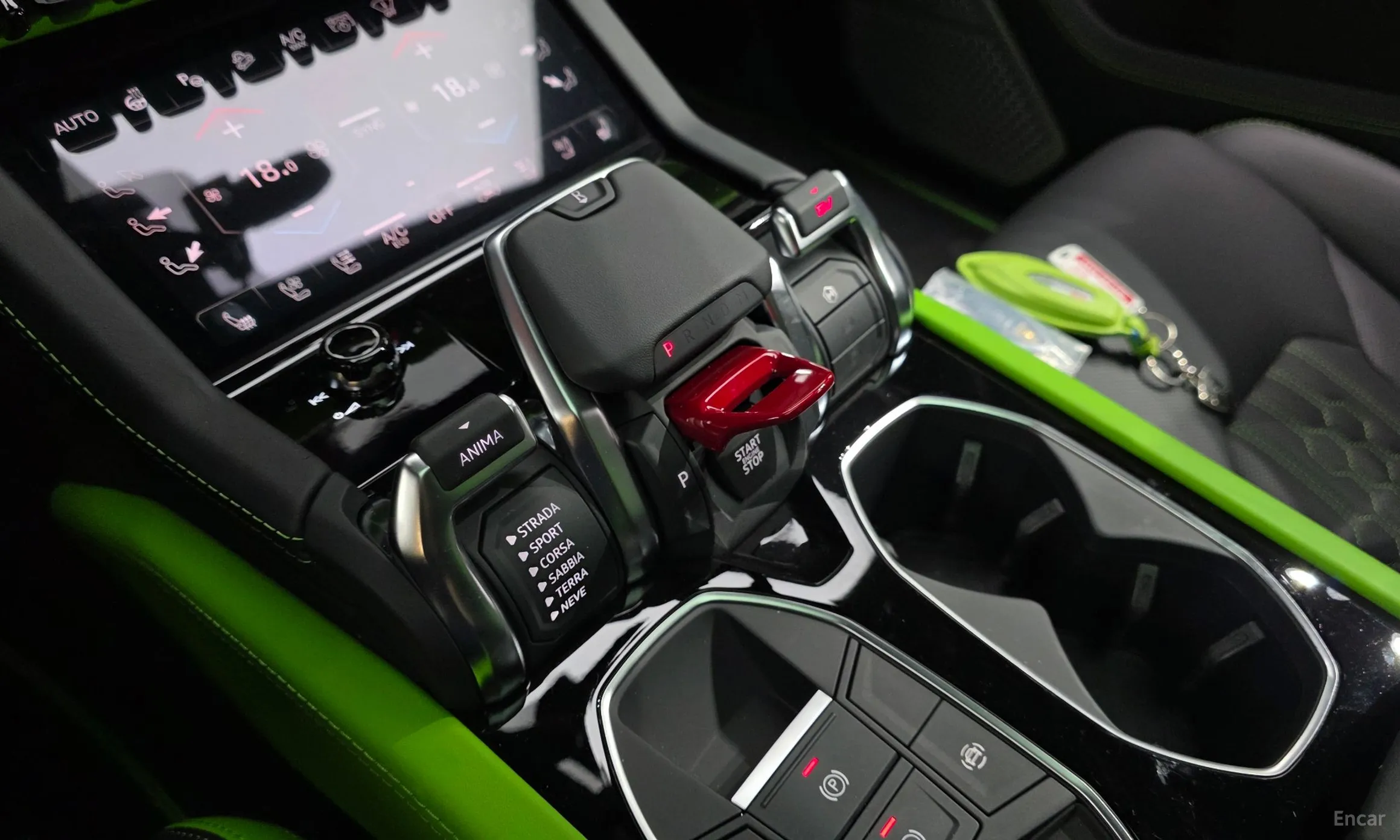 Lamborghini Urus превью 9