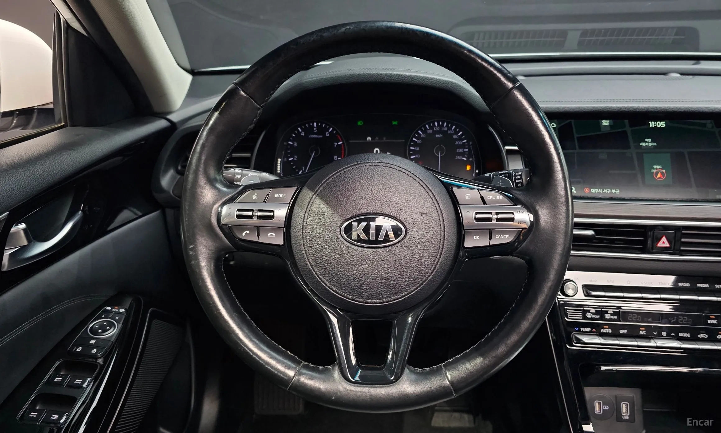 Kia K7 Premier превью 12
