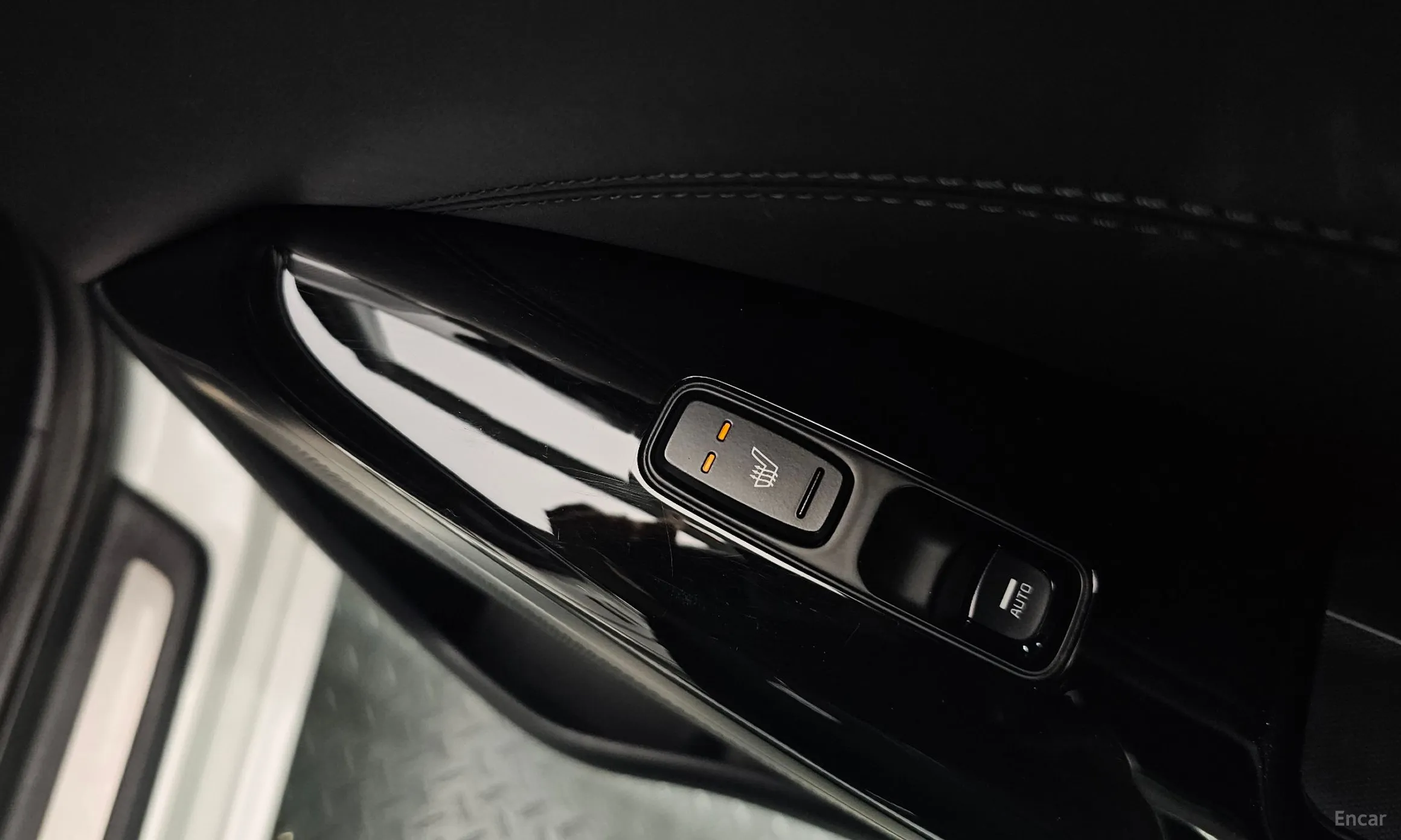 Kia K7 Premier превью 20