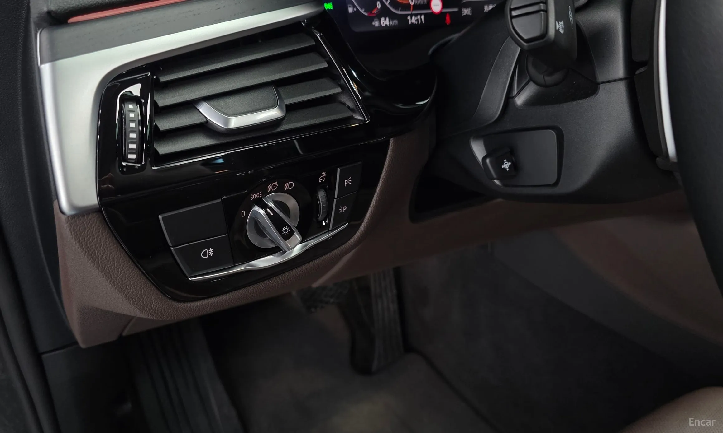 BMW 6-Series GT (G32) превью 14