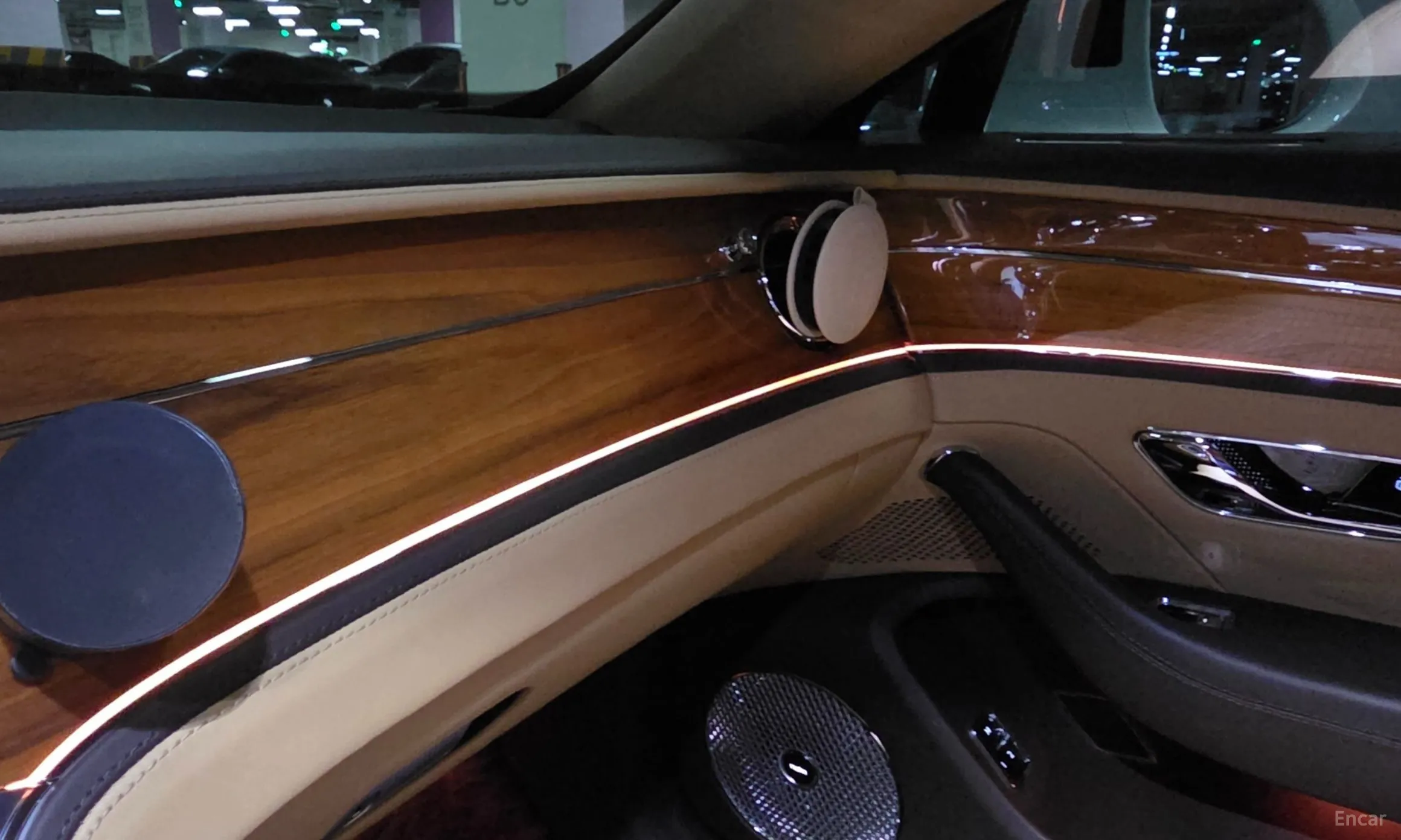 Bentley Flying Spur 3rd Generation превью 16