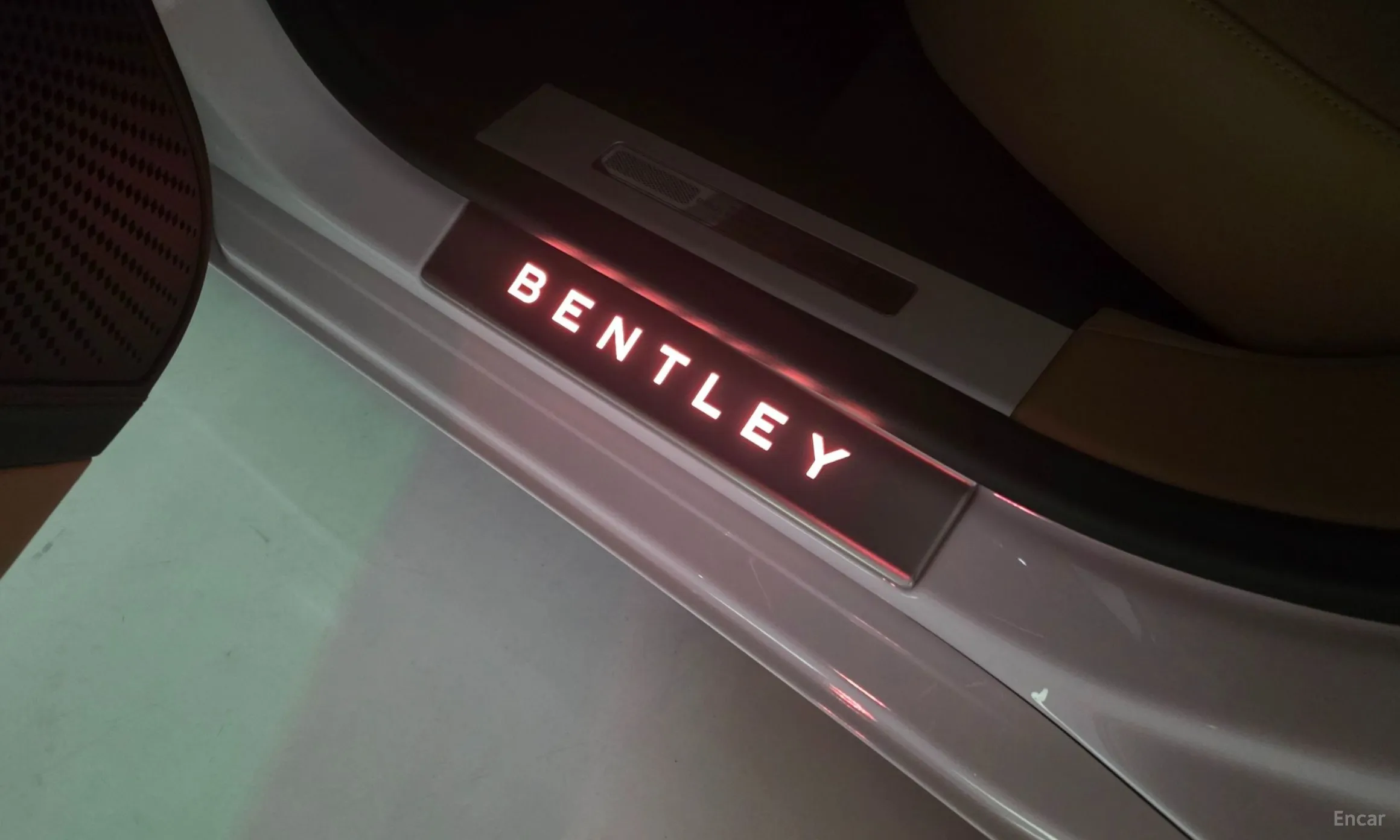 Bentley Flying Spur 3rd Generation превью 20