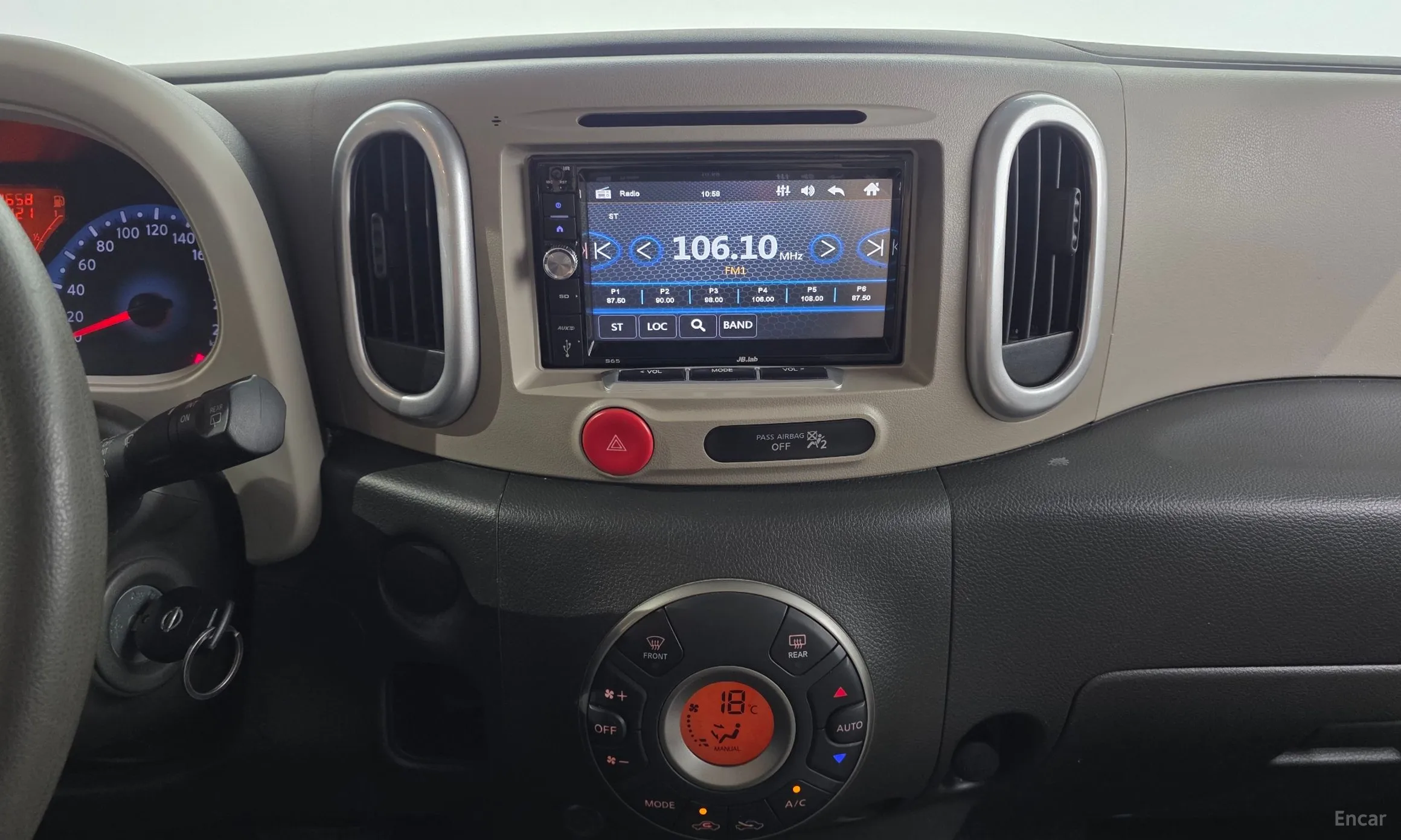 Nissan Cube превью 14