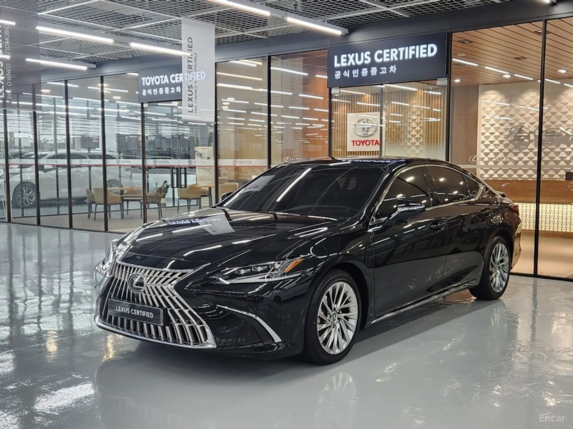 Lexus ES300h 7th Generation