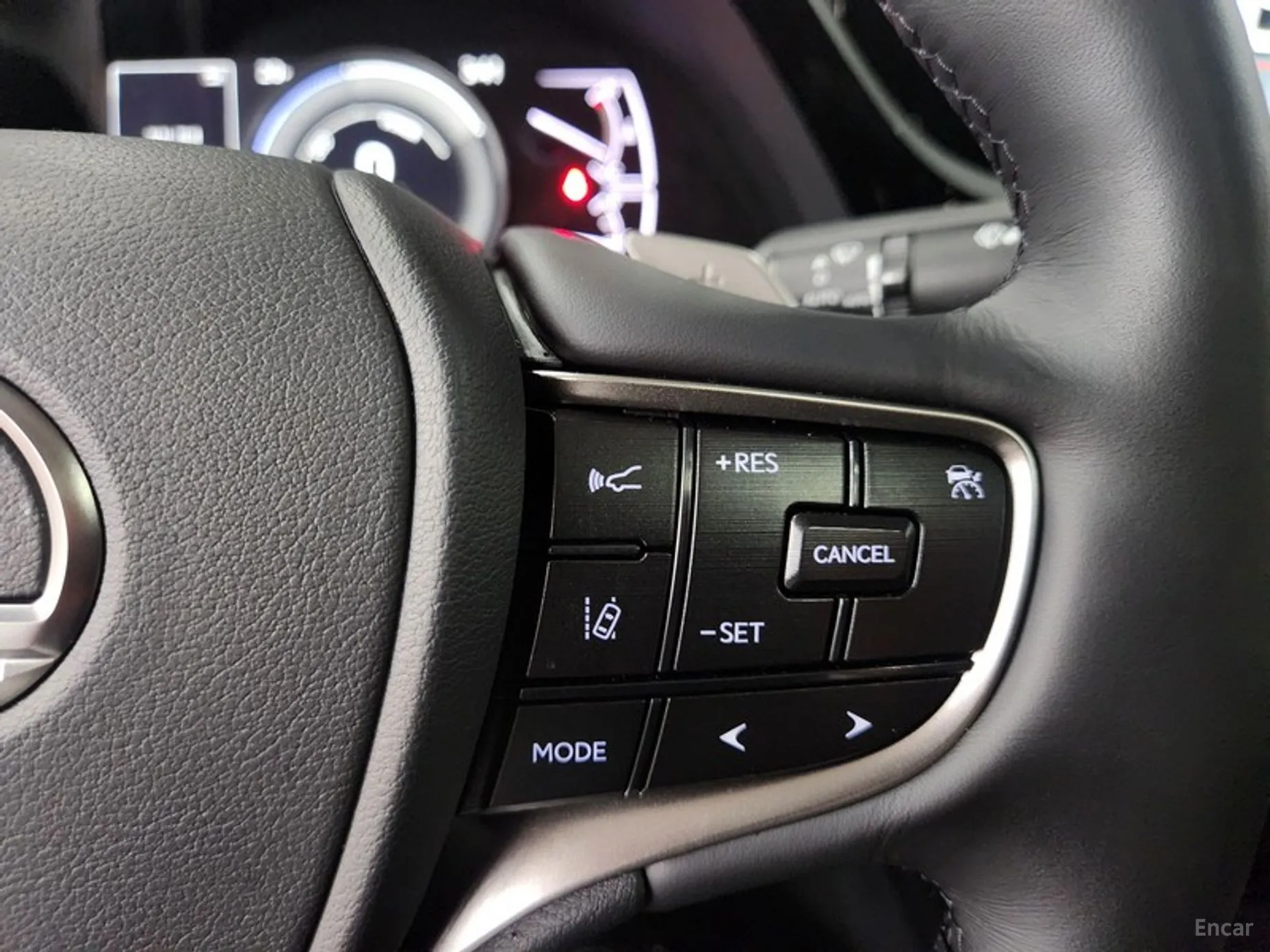 Lexus ES300h 7th Generation превью 13