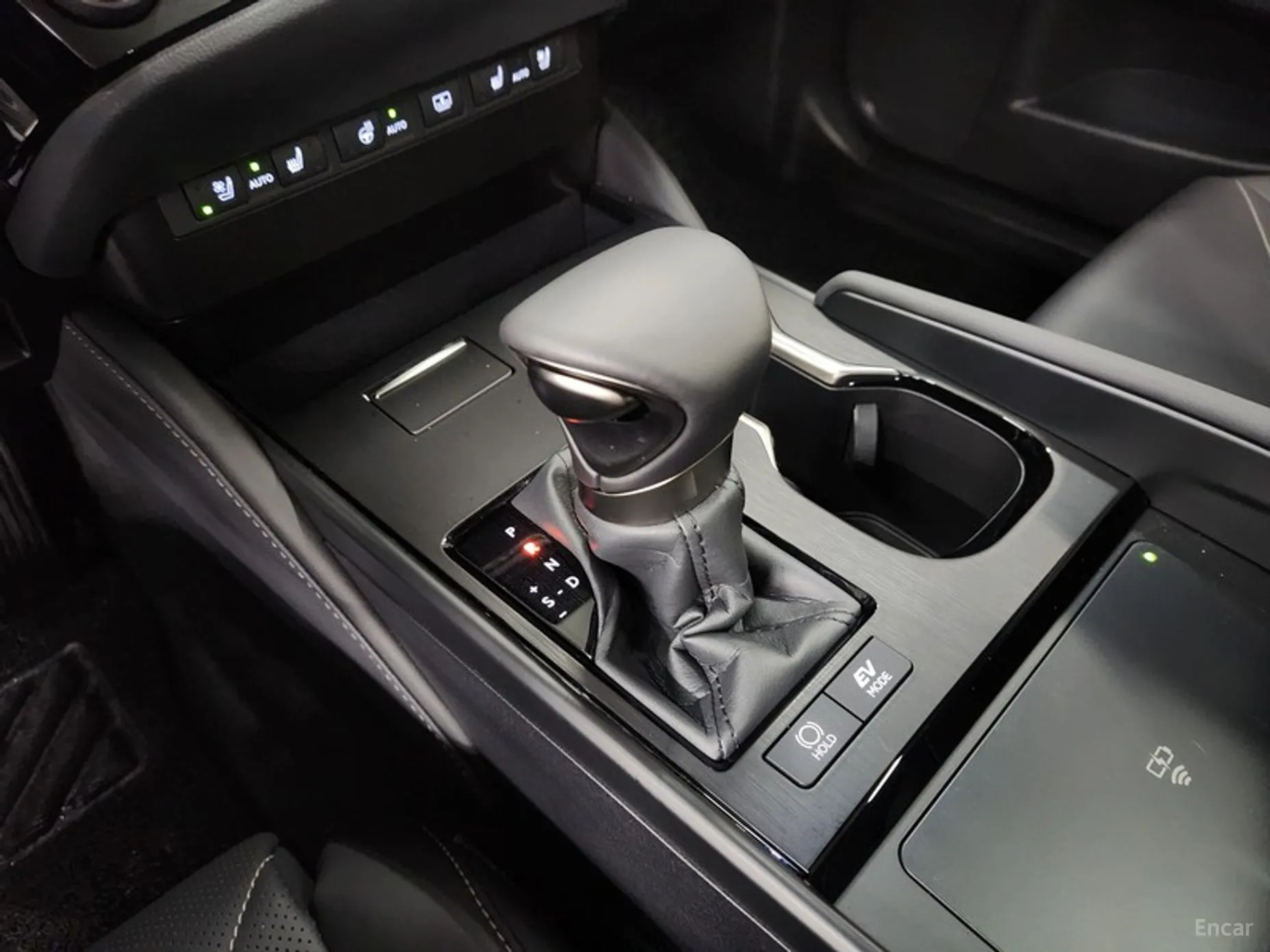 Lexus ES300h 7th Generation превью 9