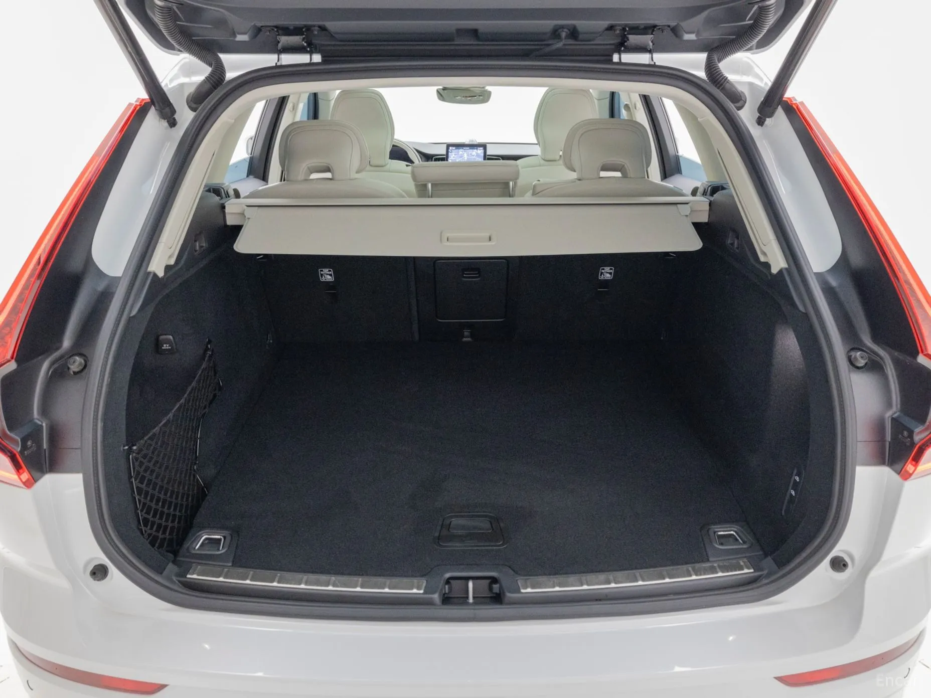 Volvo XC60 Gen 2 превью 17