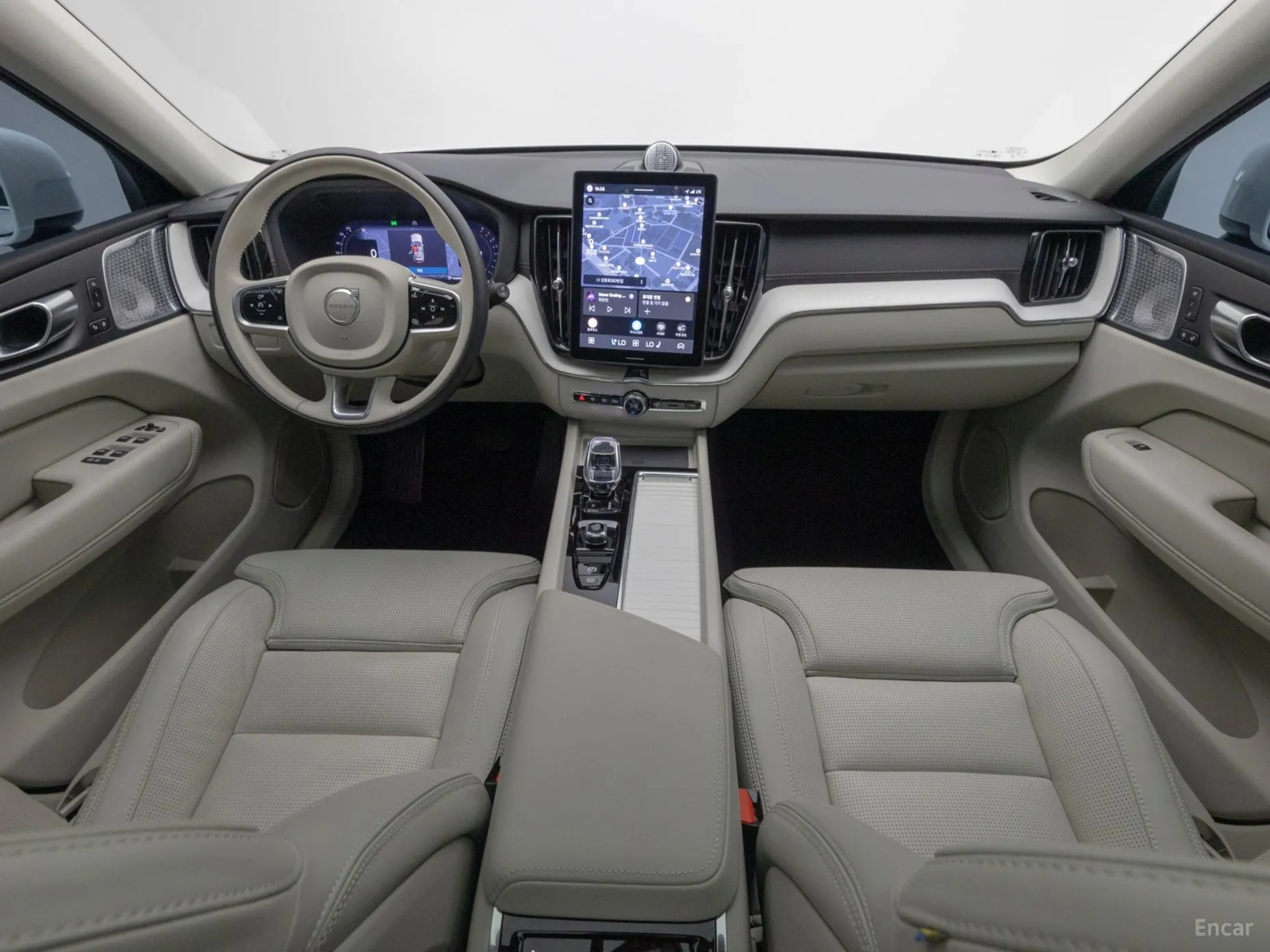 Volvo XC60 Gen 2 превью 7
