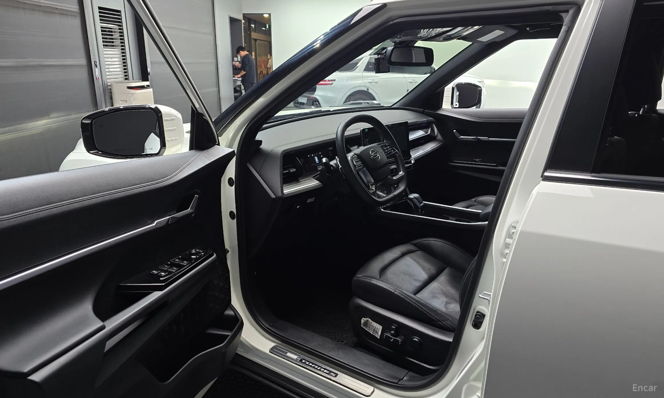 KG Mobility (SsangYong) Torres превью 10