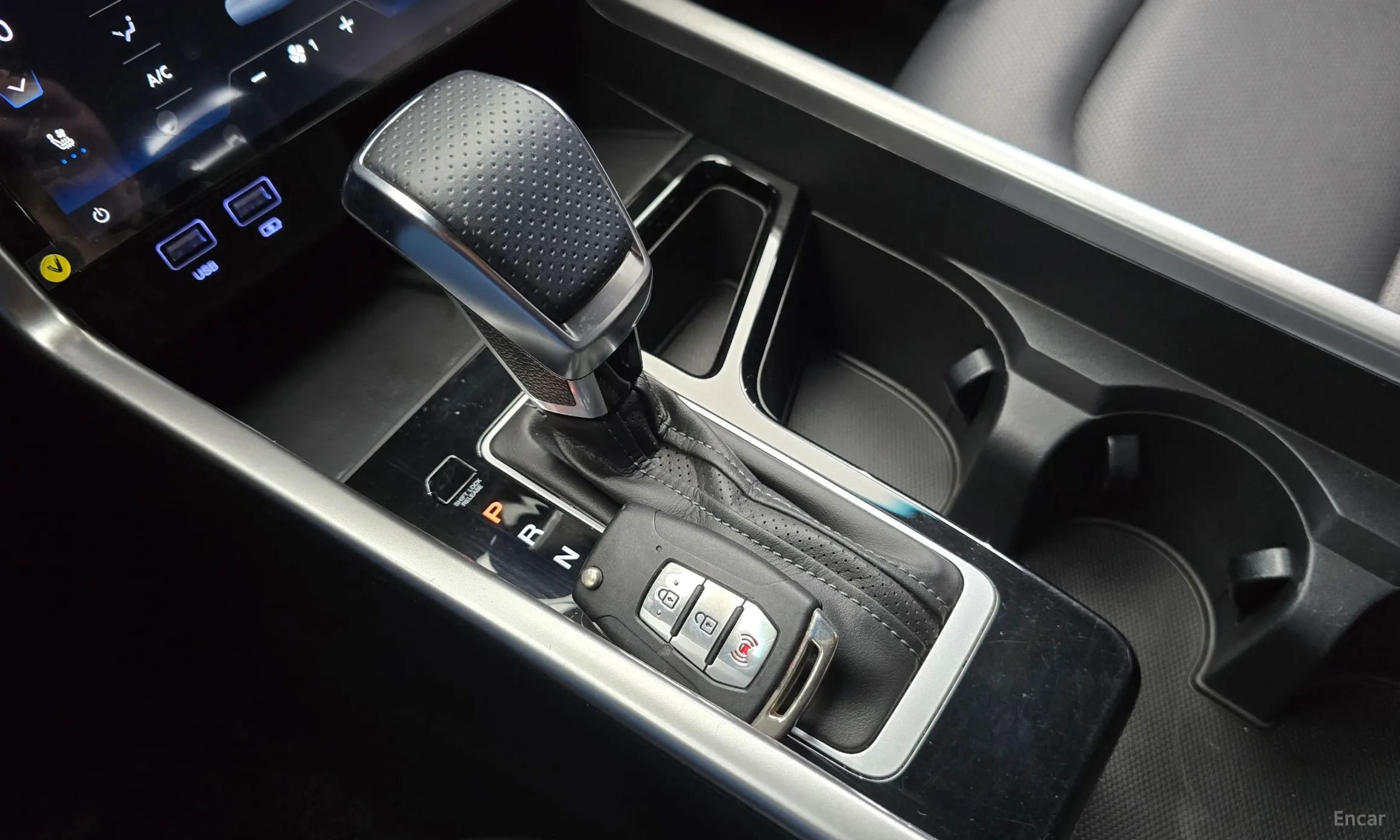 KG Mobility (SsangYong) Torres превью 9