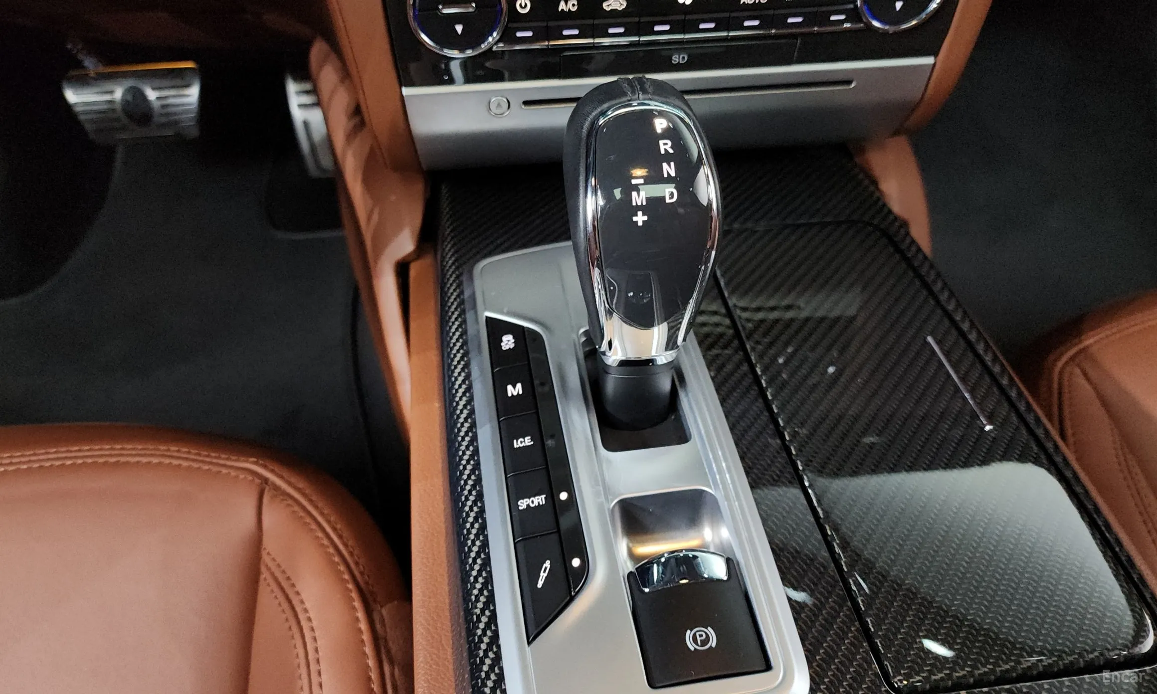 Maserati Quattroporte превью 9