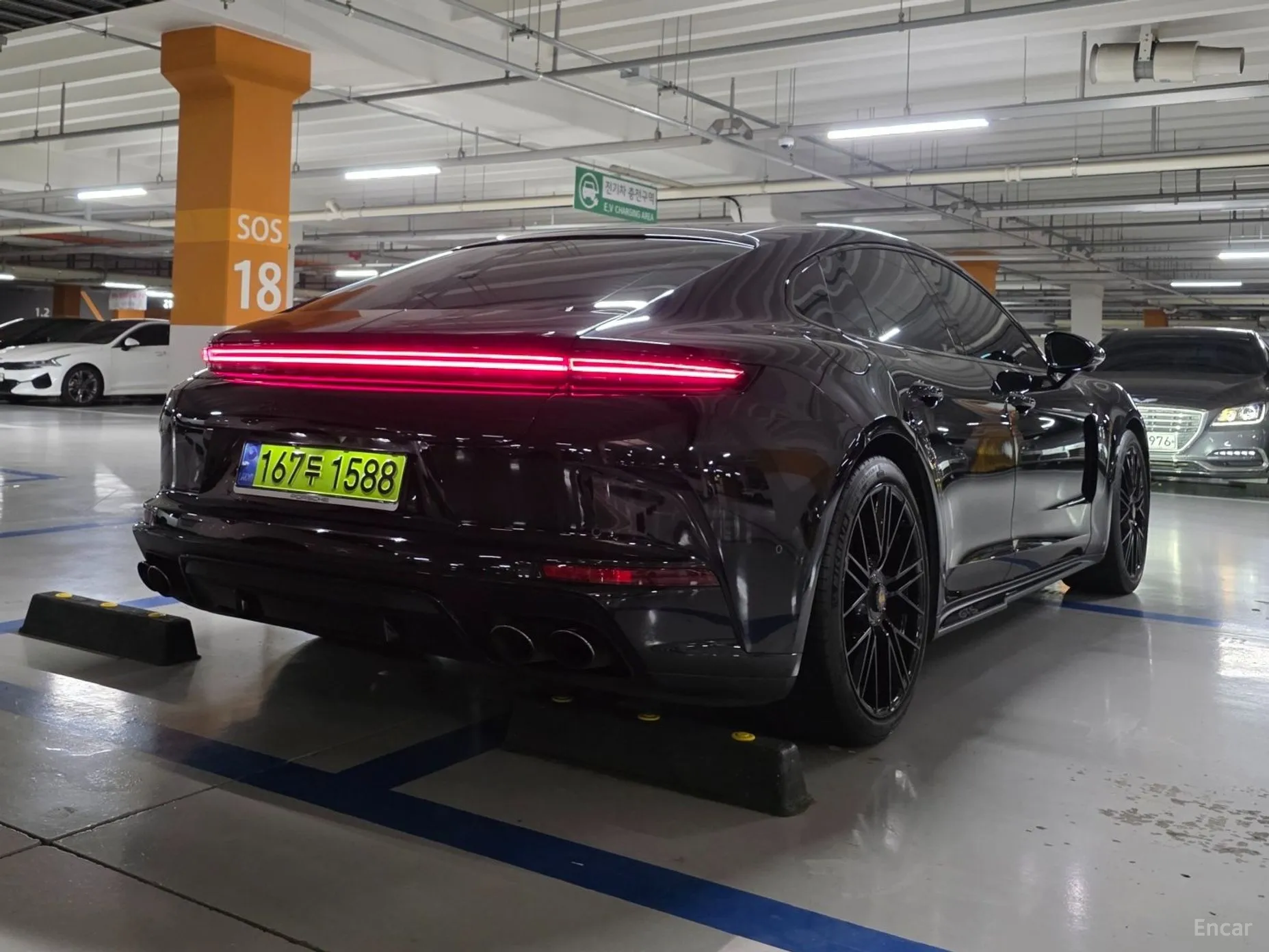 Porsche Panamera (976) превью 4