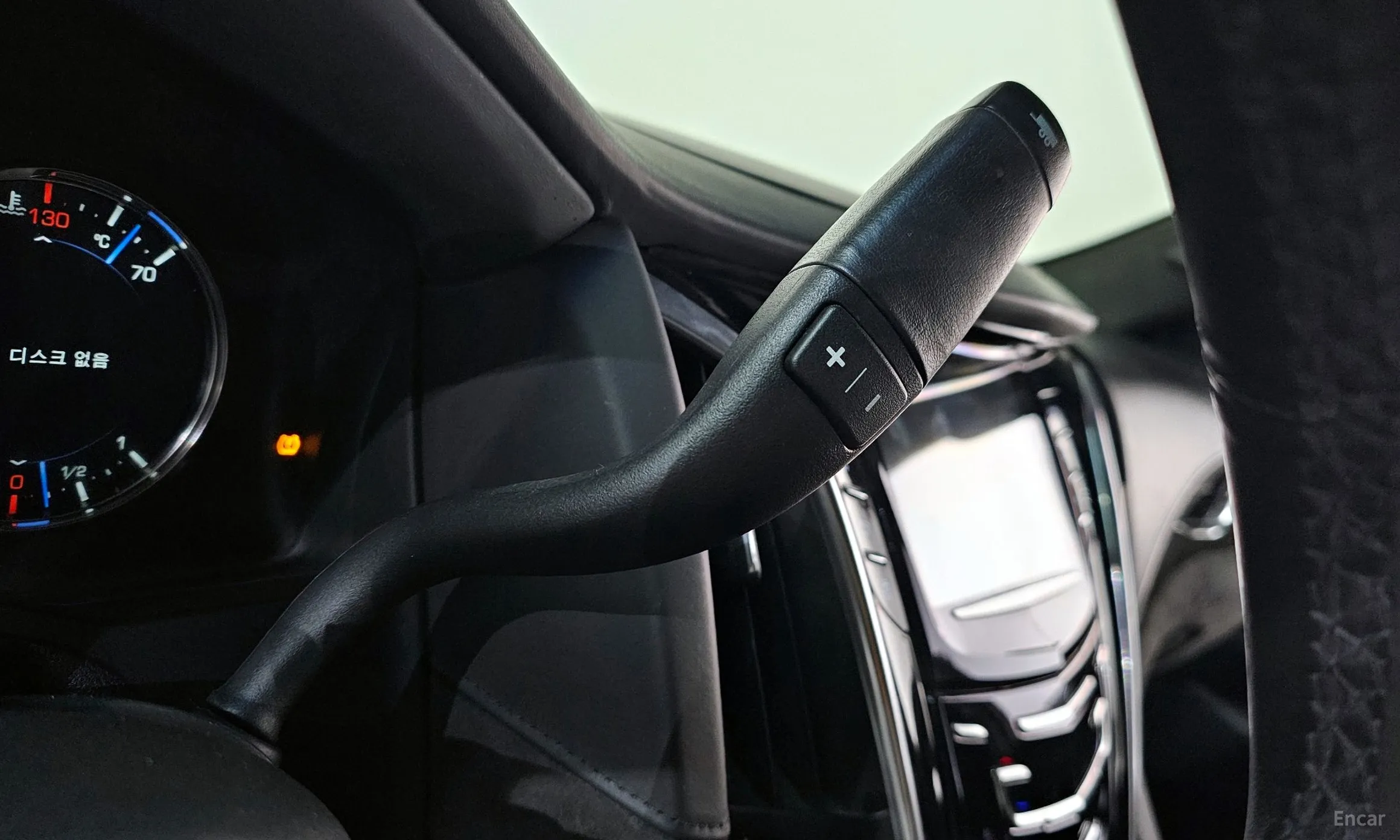Cadillac Escalade превью 9