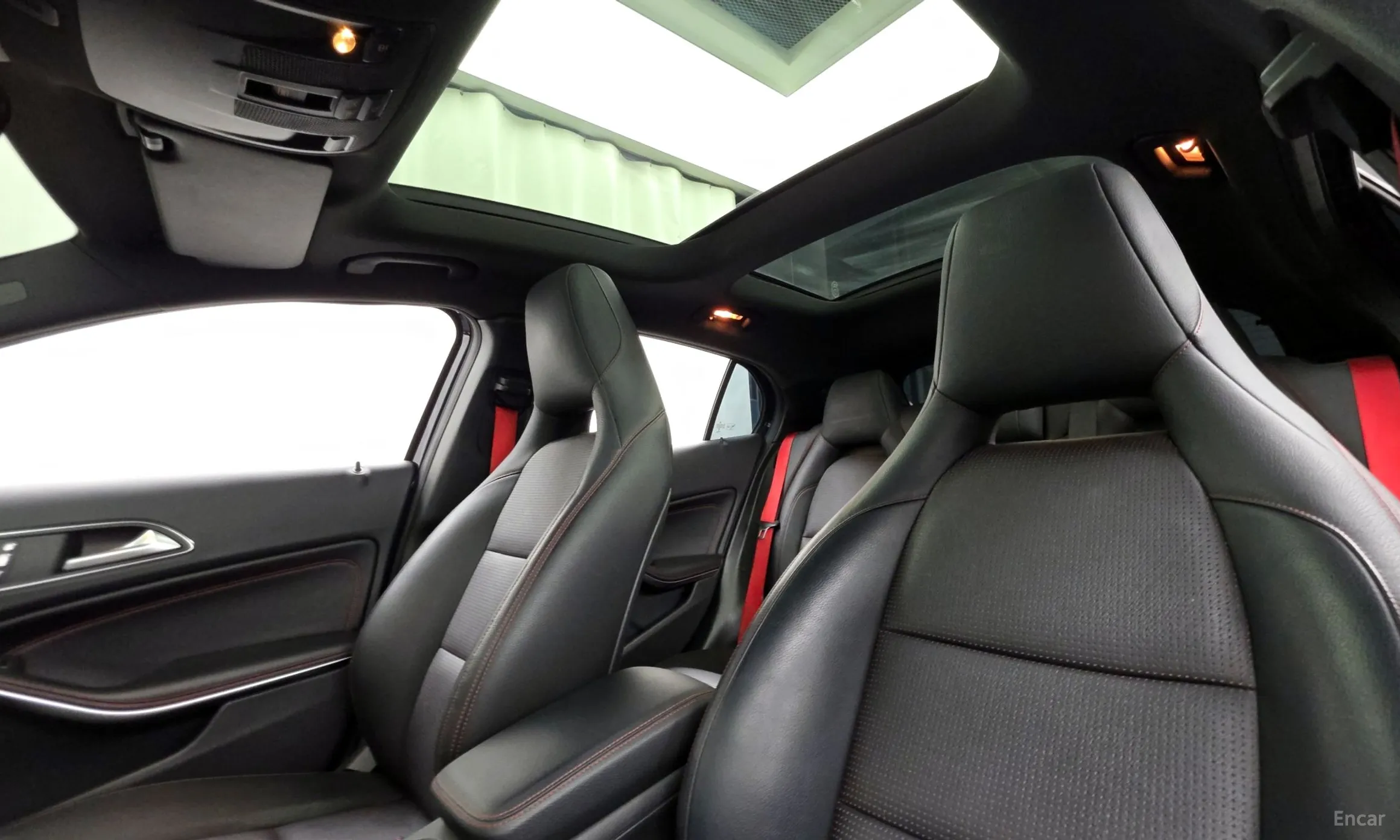 Mercedes Benz GLA-Class X156 превью 19