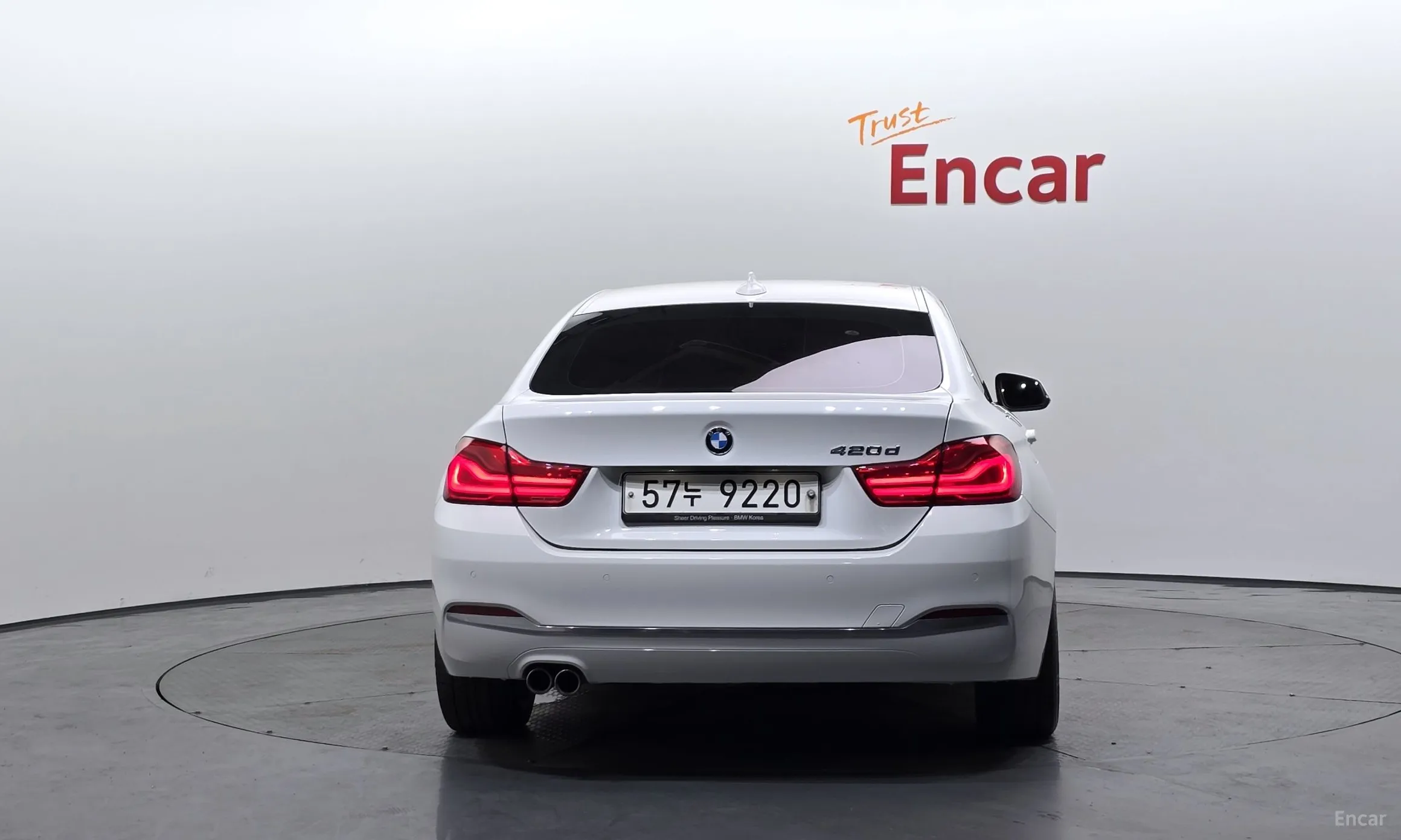 BMW Series 4 (F32) превью 4