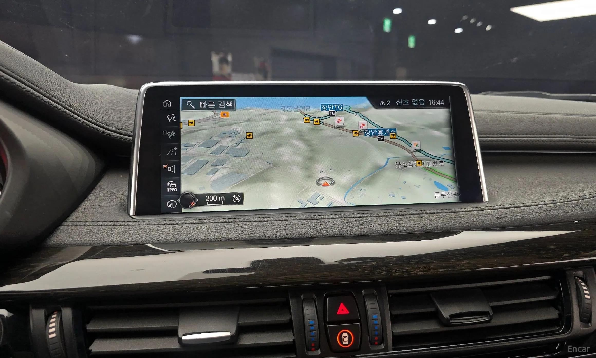 BMW X6 (F16) превью 16