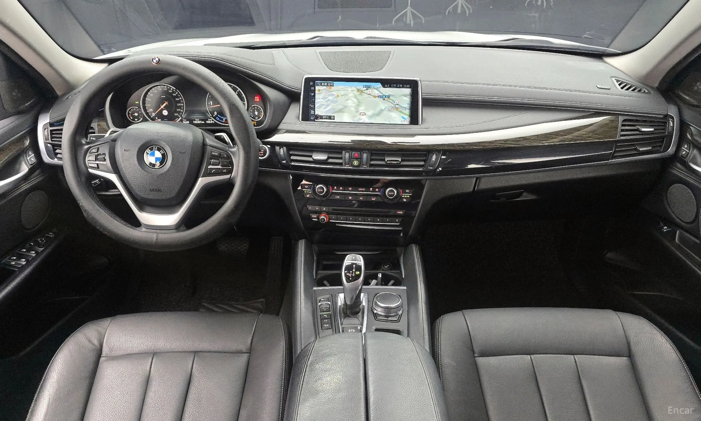 BMW X6 (F16) превью 7