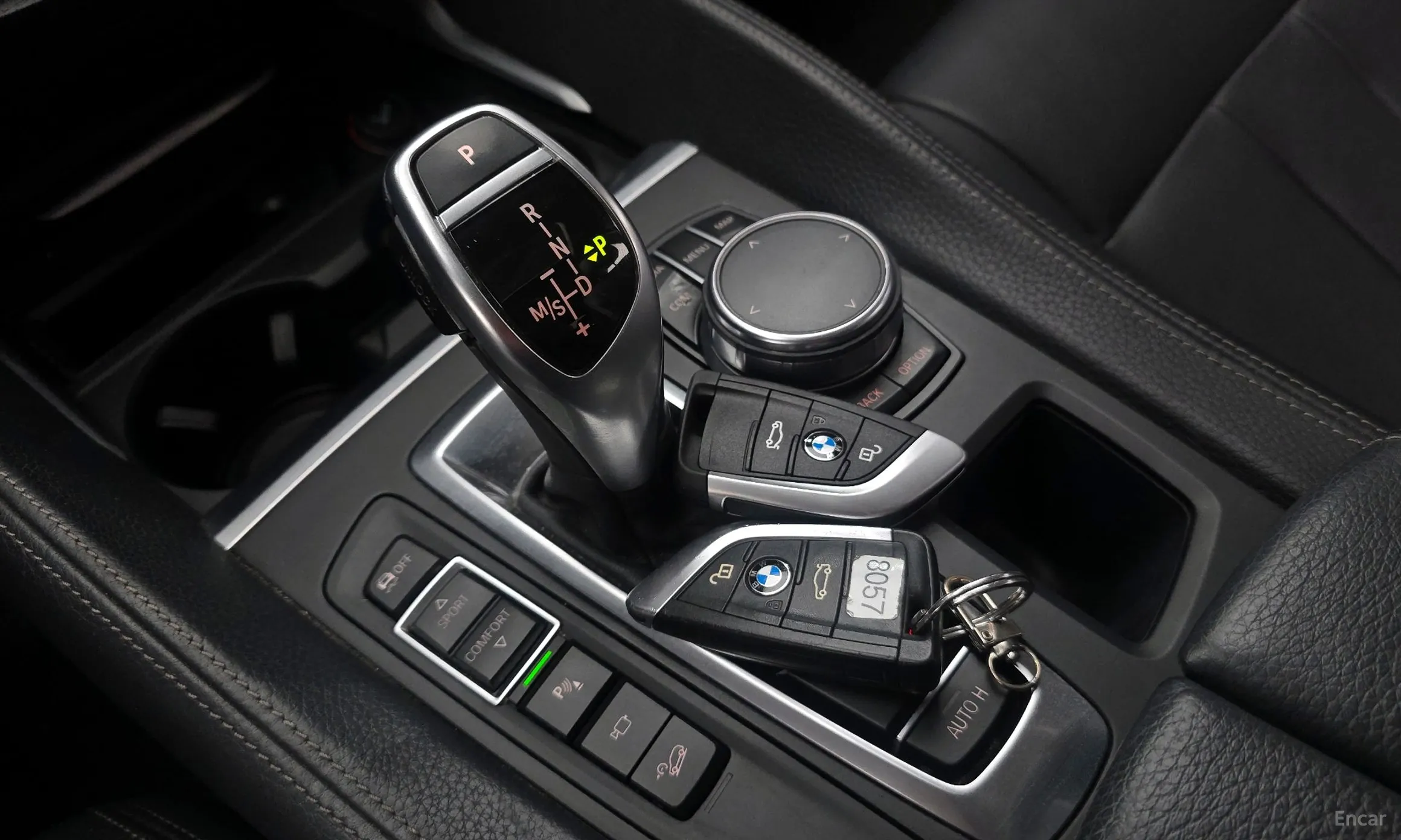 BMW X6 (F16) превью 9