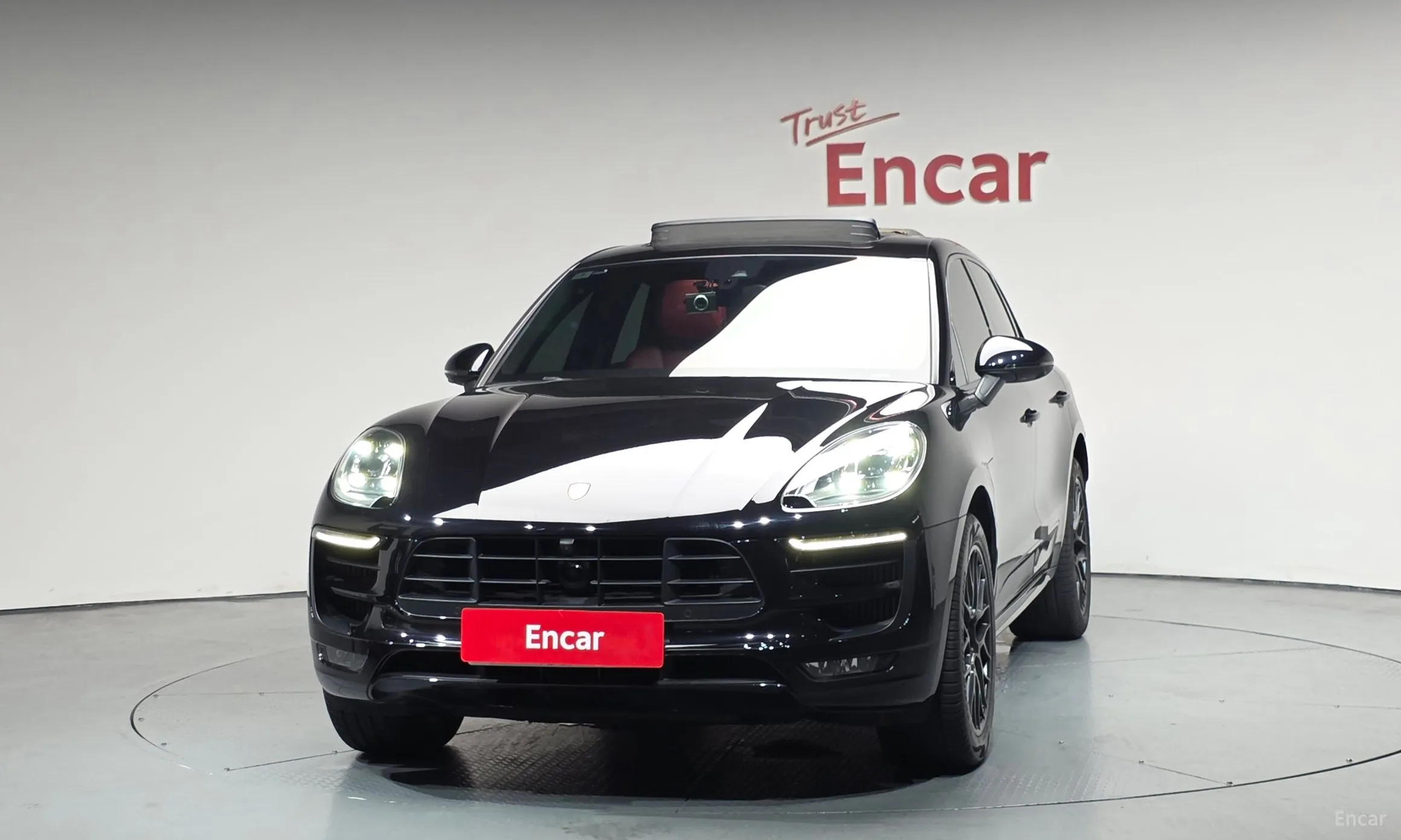 Porsche Macan превью 3