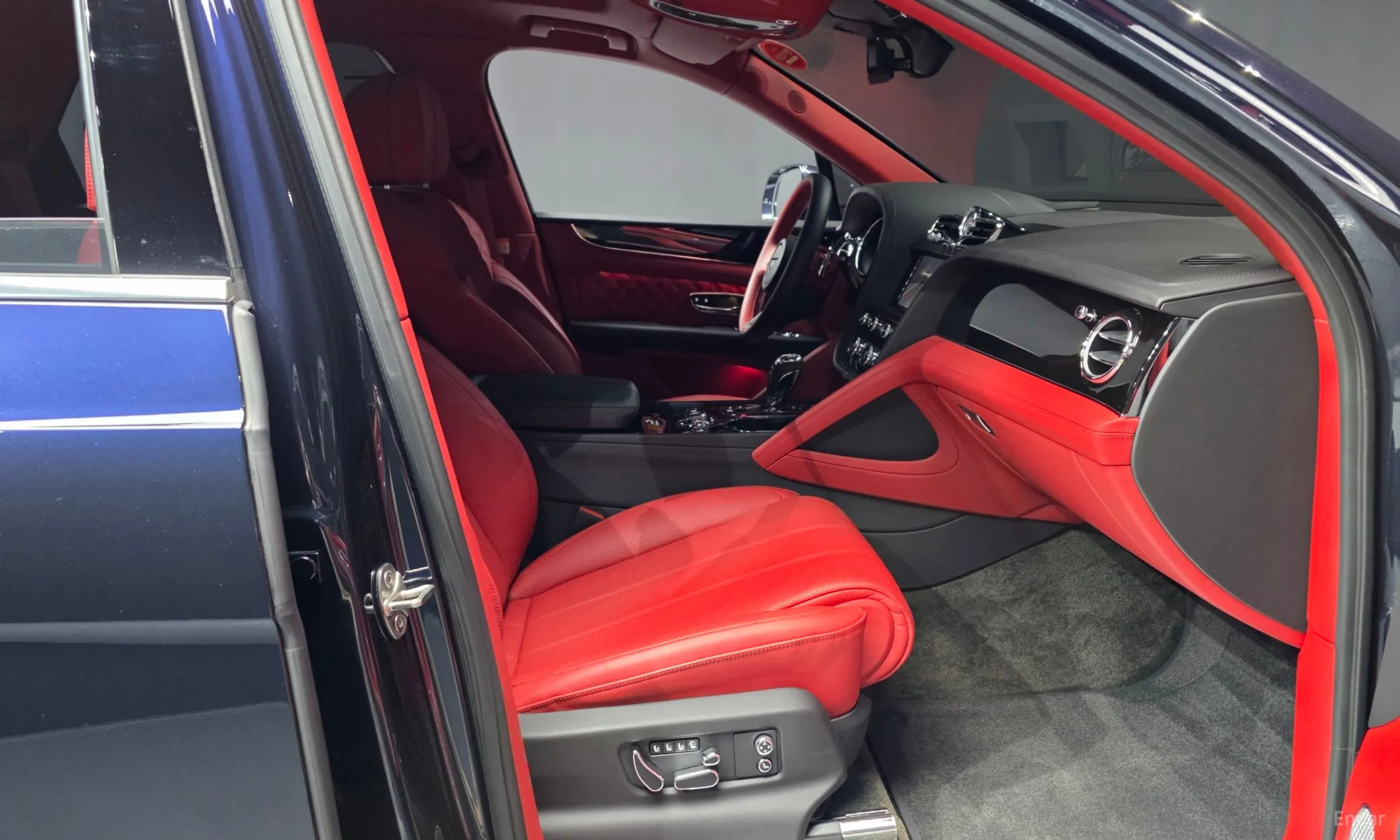 Bentley Bentayga превью 11