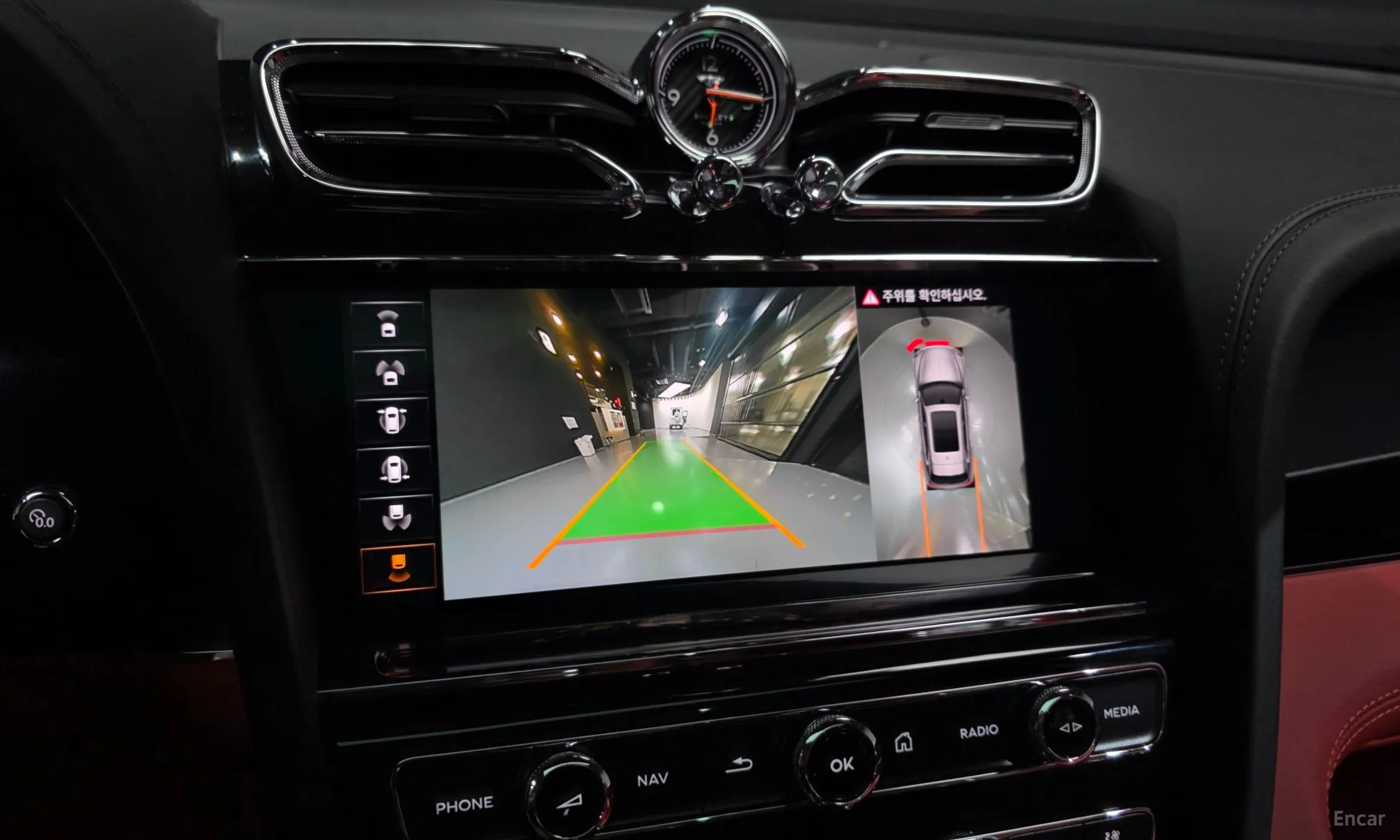 Bentley Bentayga превью 15