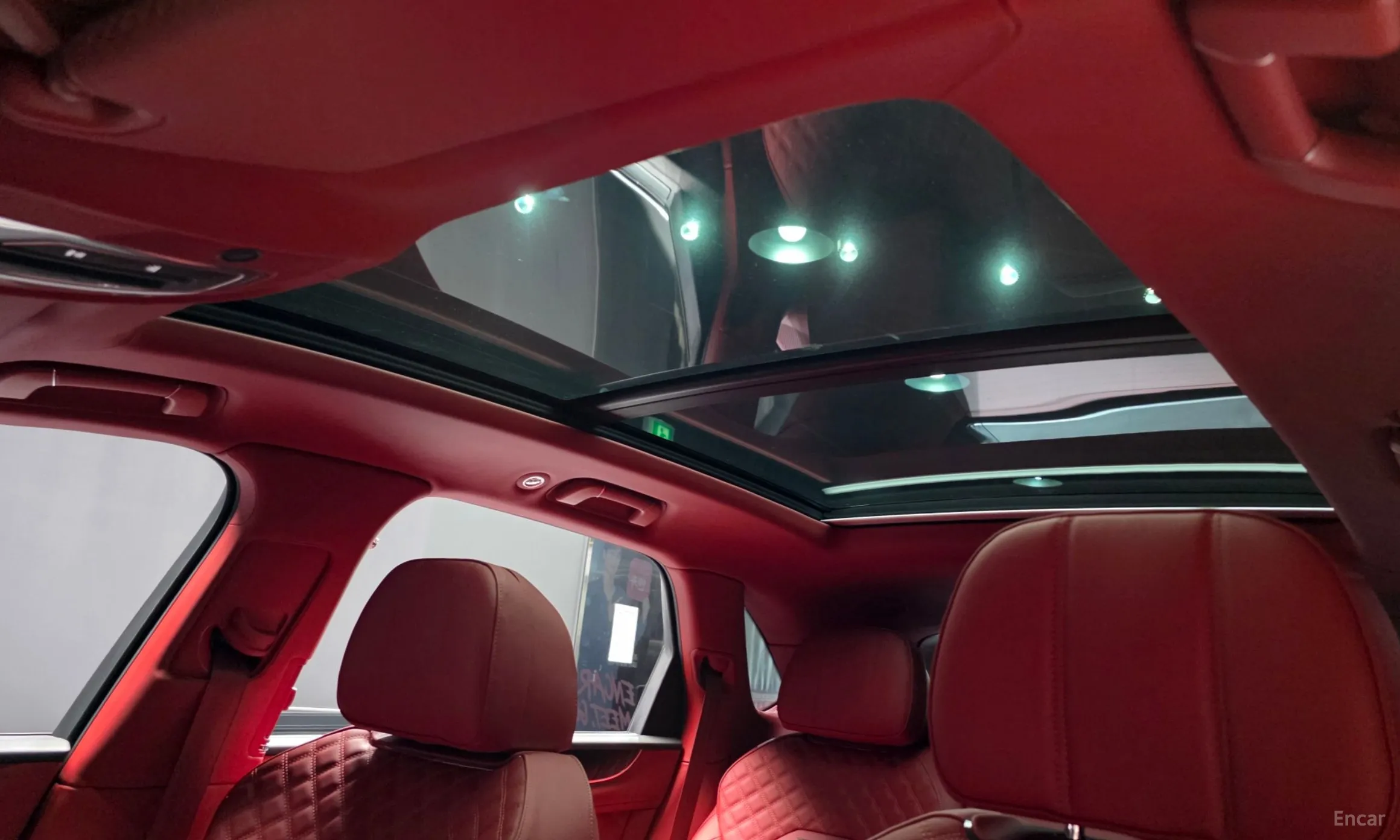 Bentley Bentayga превью 18
