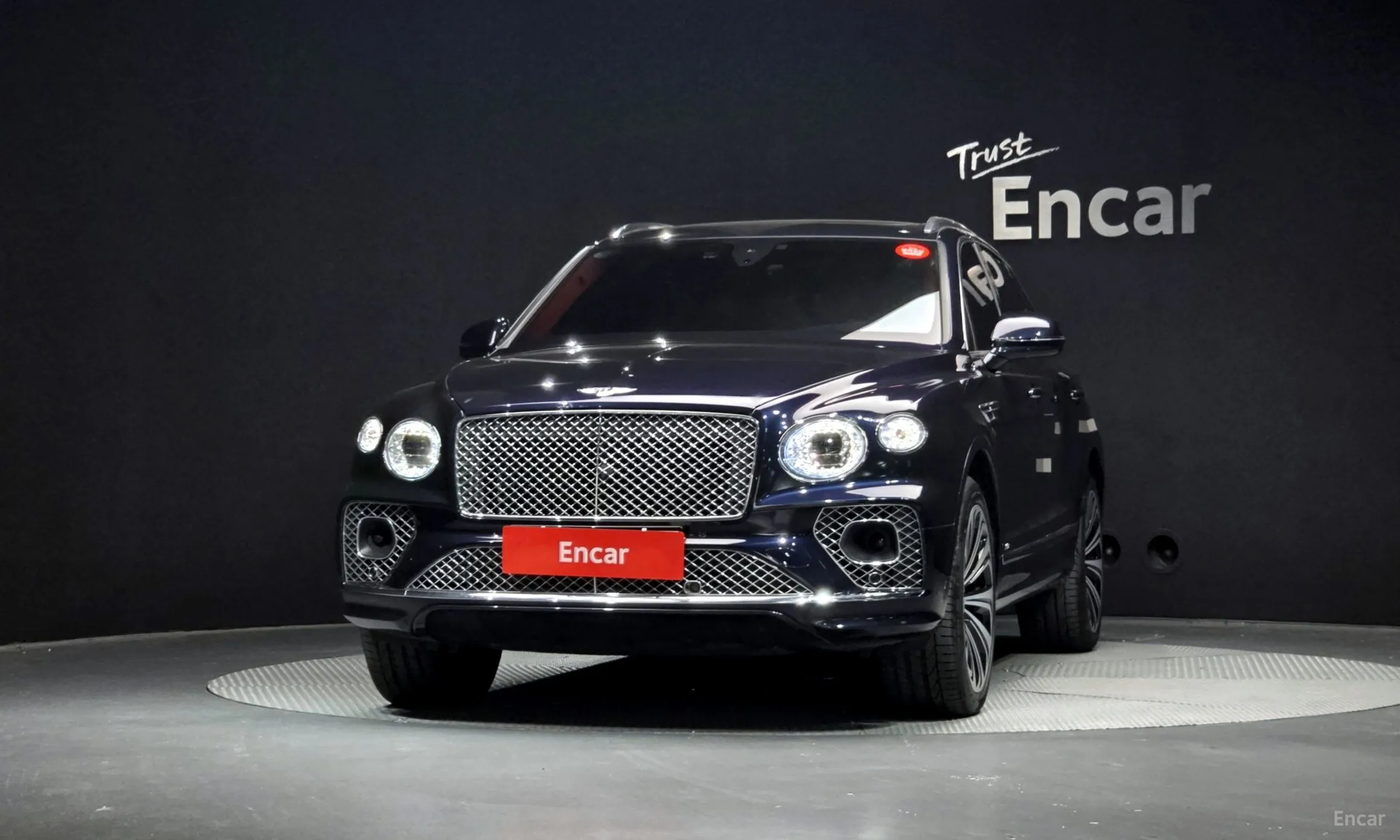 Bentley Bentayga превью 3