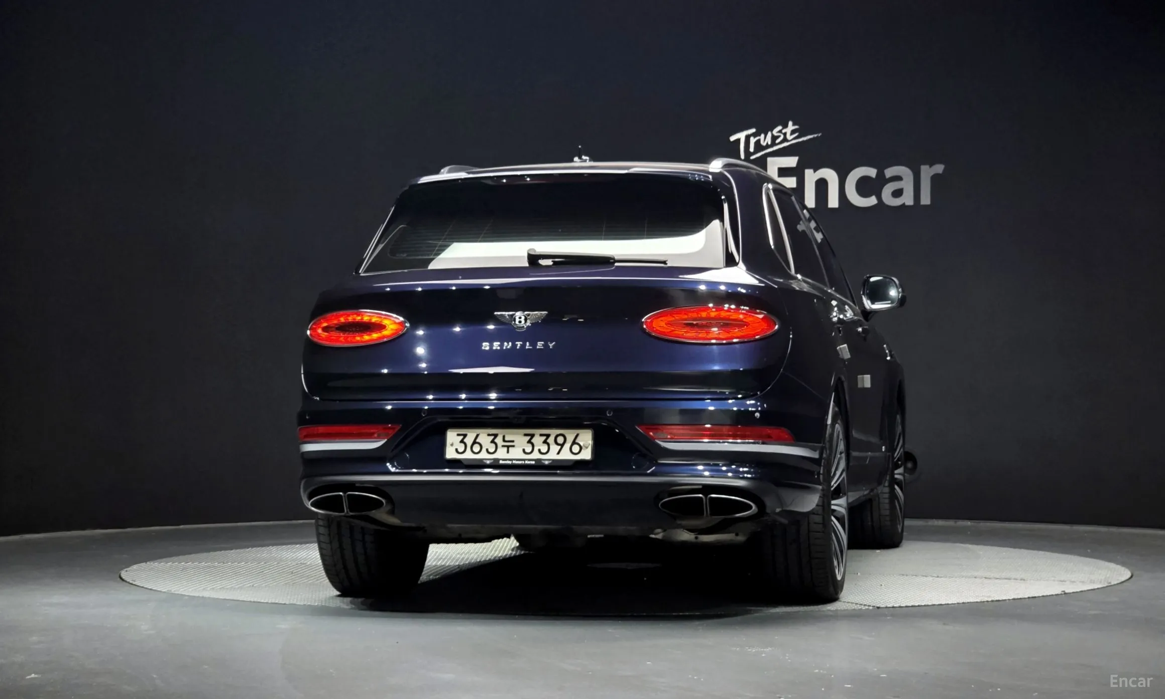 Bentley Bentayga превью 4