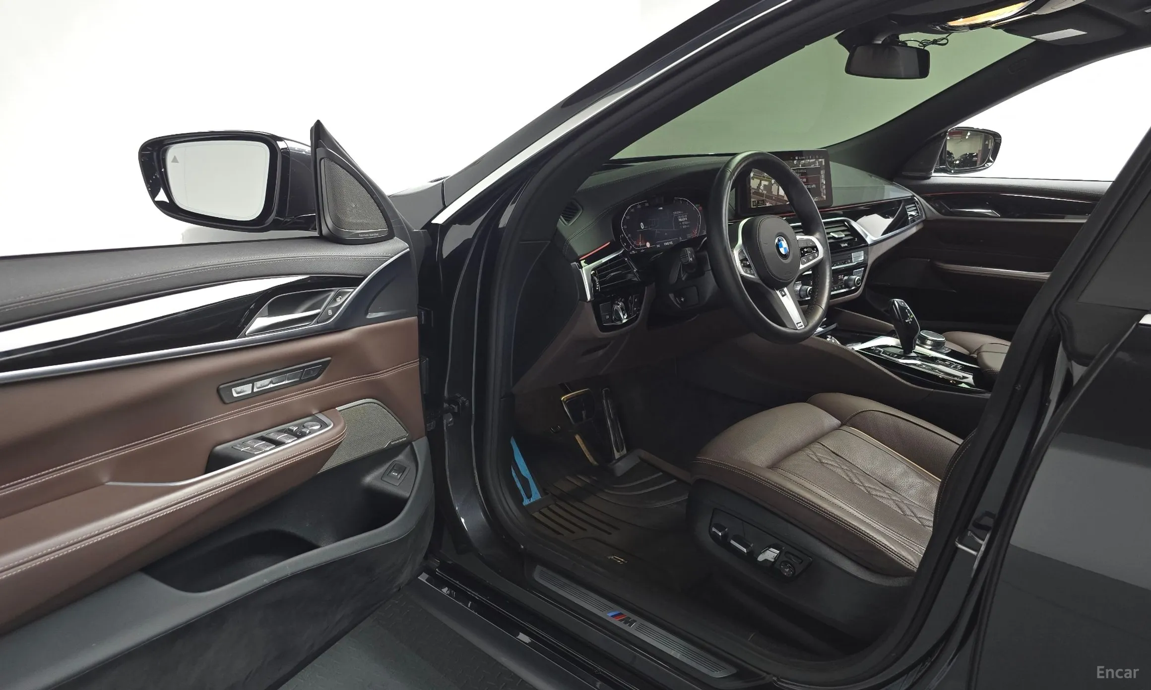 BMW 6-Series GT (G32) превью 10