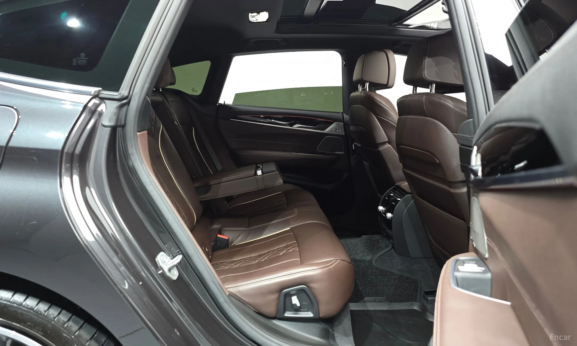 BMW 6-Series GT (G32) превью 12