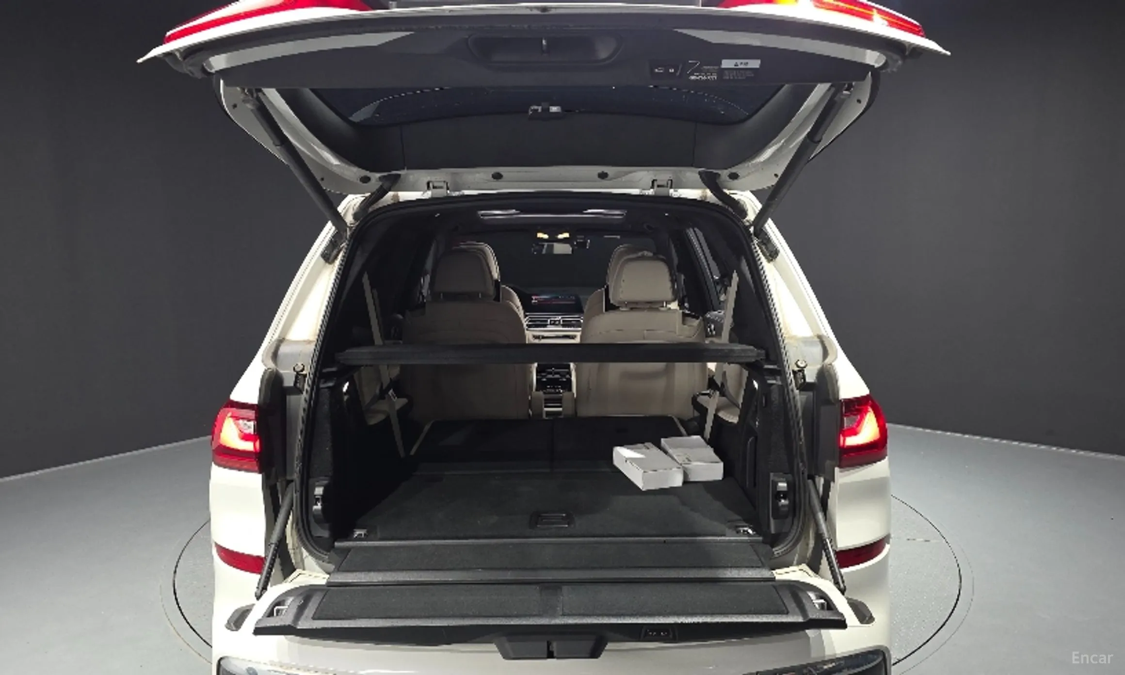 BMW X7 (G07) превью 20