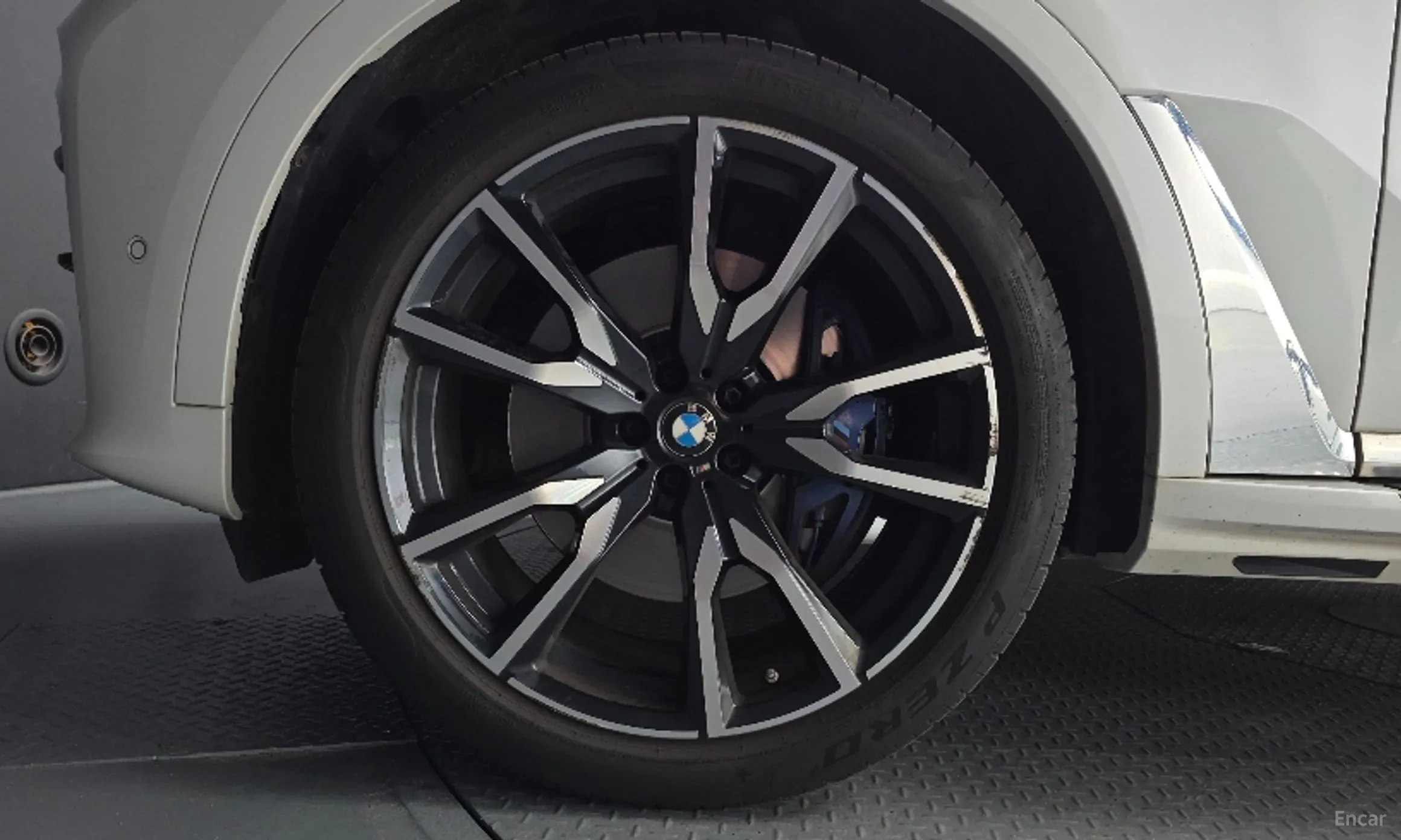 BMW X7 (G07) превью 5